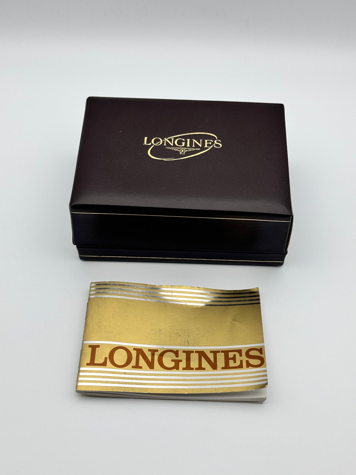 Longines Manual Wind - Original Bracelet - Box and Papers