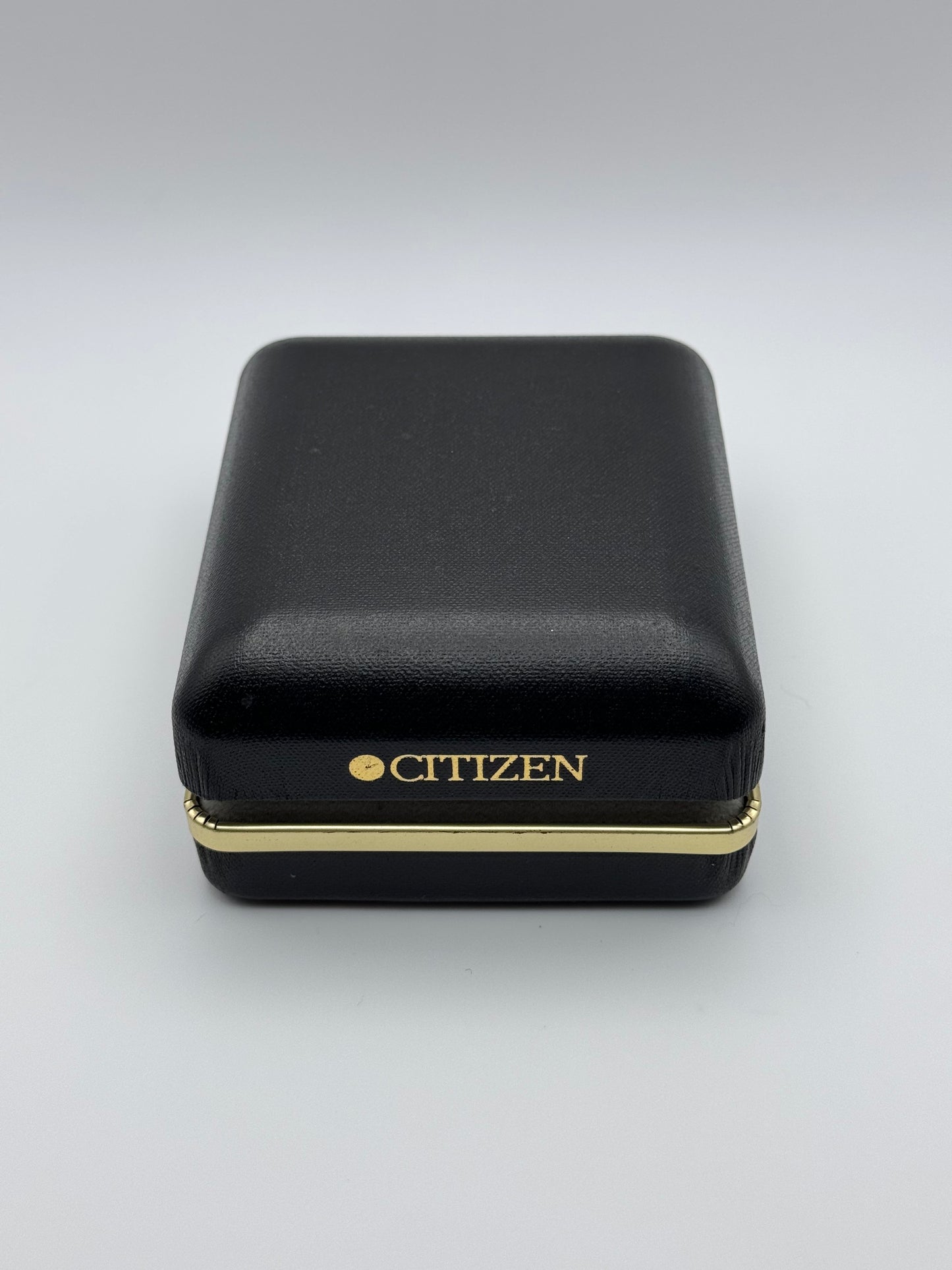 Citizen Eagle 7 Day-Date 4-R02092 - Box and Papers