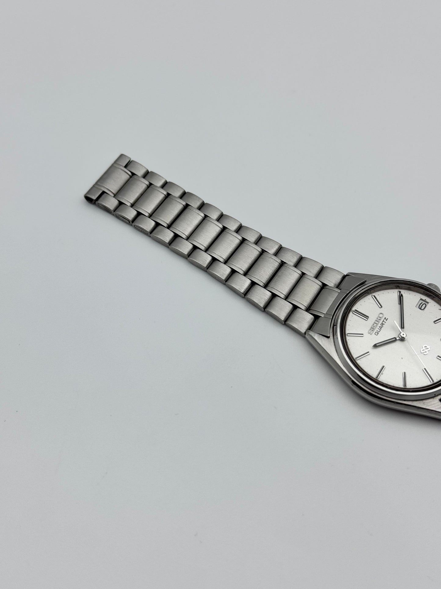 Seiko SQ Quartz 8122-6000