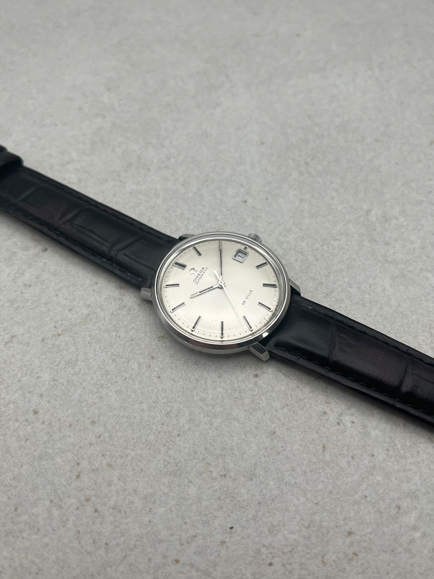 Omega De Ville Automatic Date 166.033