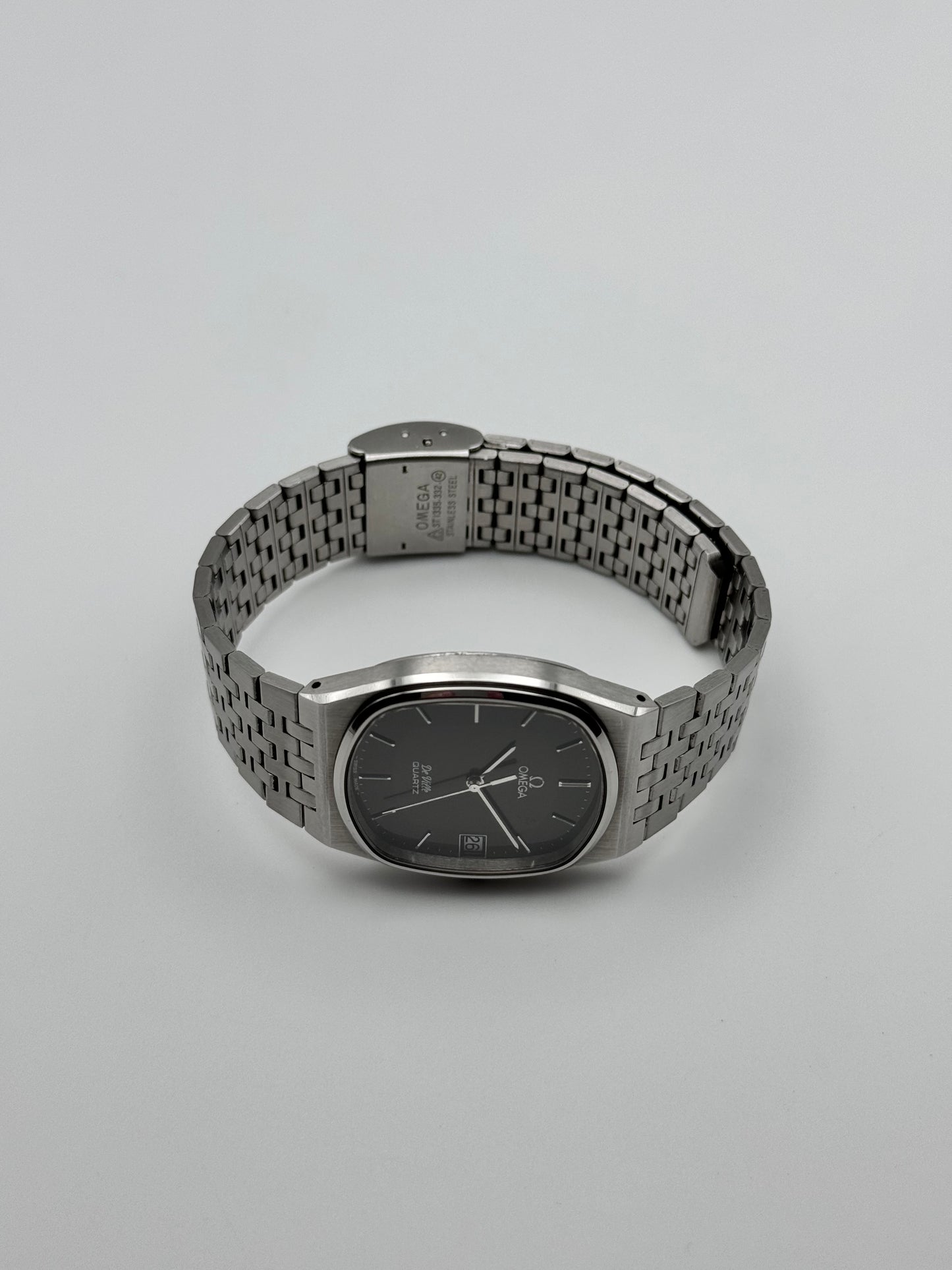 Omega DeVille Quartz Date 192.0011