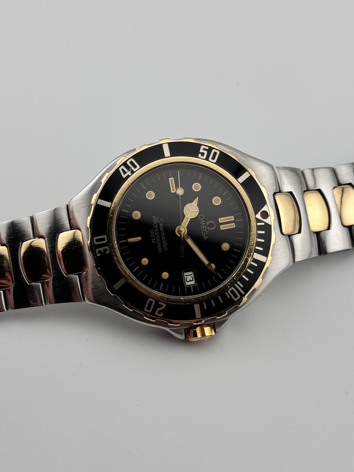 Omega Seamaster 200 Quartz Pre Bond - 396.1042.