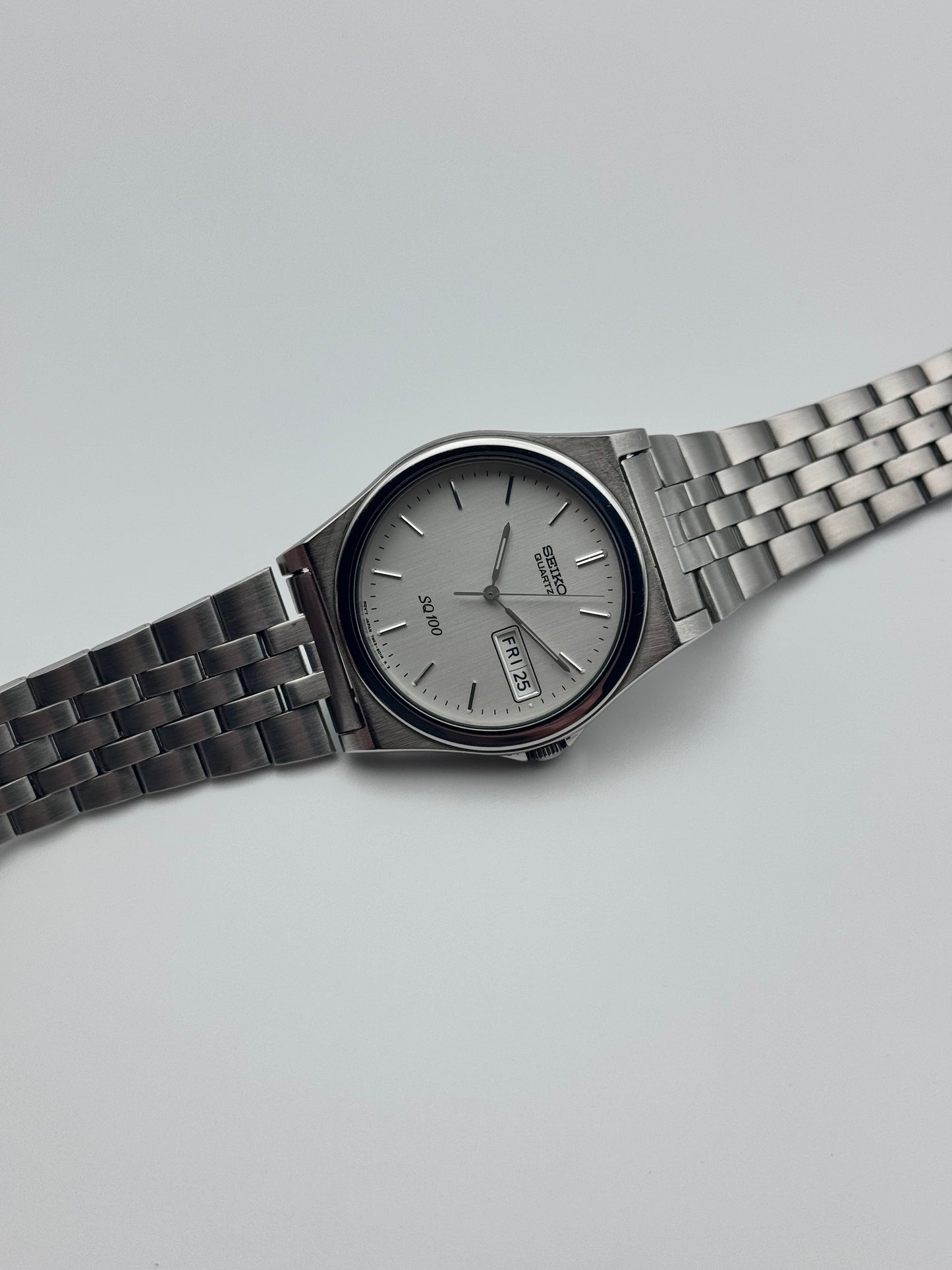 Seiko SQ100 Quartz 7N43-8001