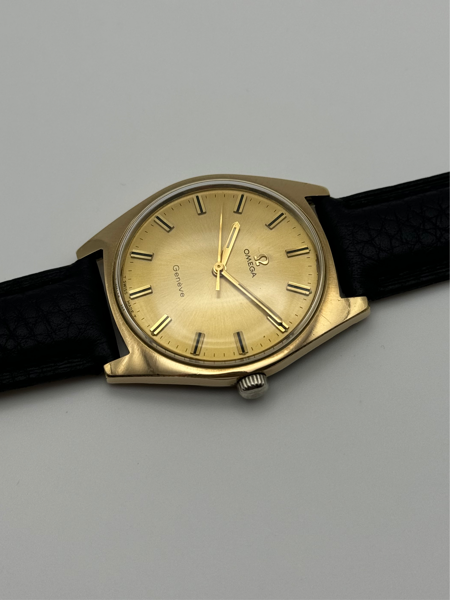 Omega Geneve Manual Wind 135.041