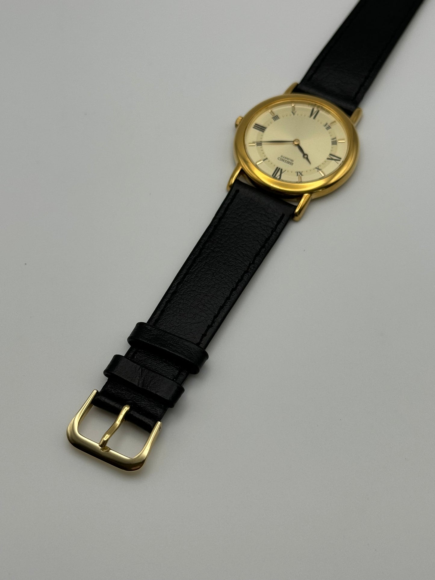 Seiko Dress Watch - Roman Numerals - 2K00-0030