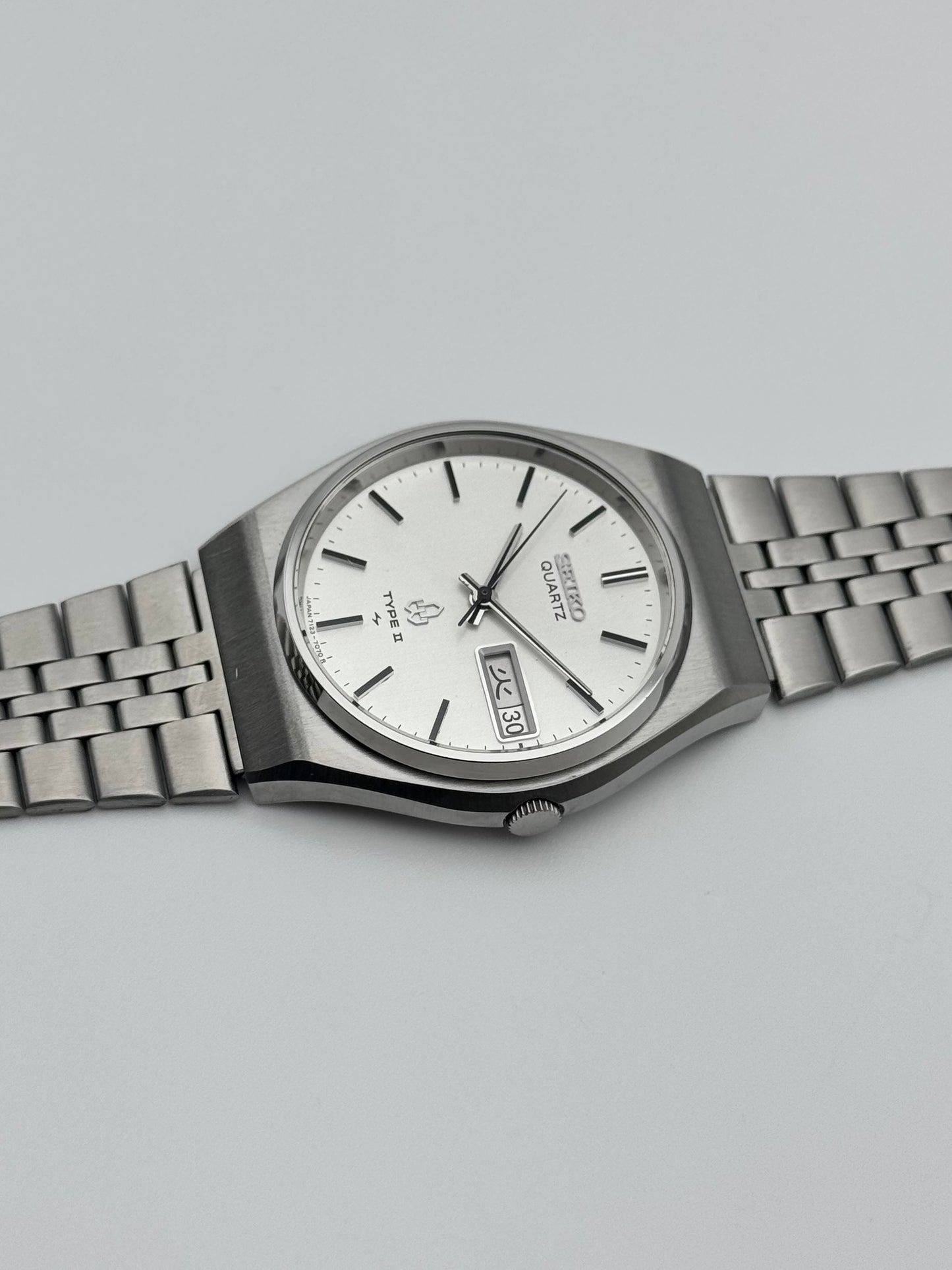 Seiko Type II Quartz JDM Day-Date - 7123-7070