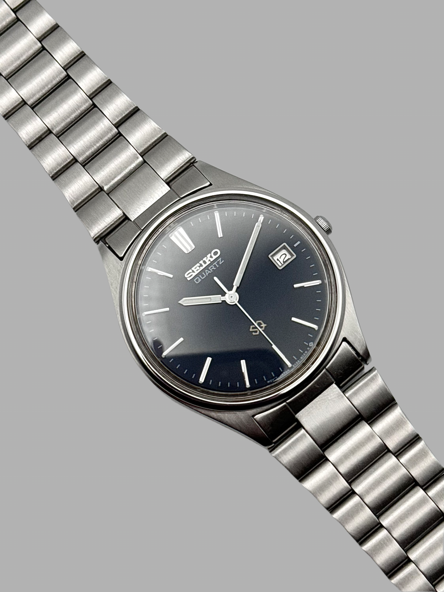 Seiko SQ Quartz Date 5Y22-8020