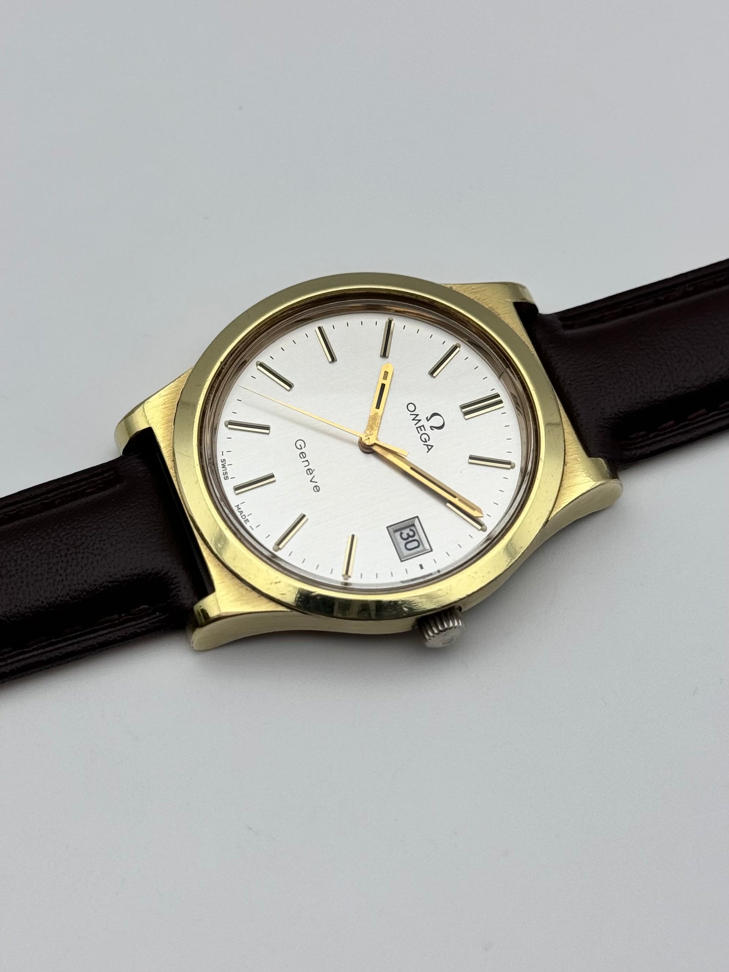 Omega Geneve Manual Wind - 136.0102 - Jumbo