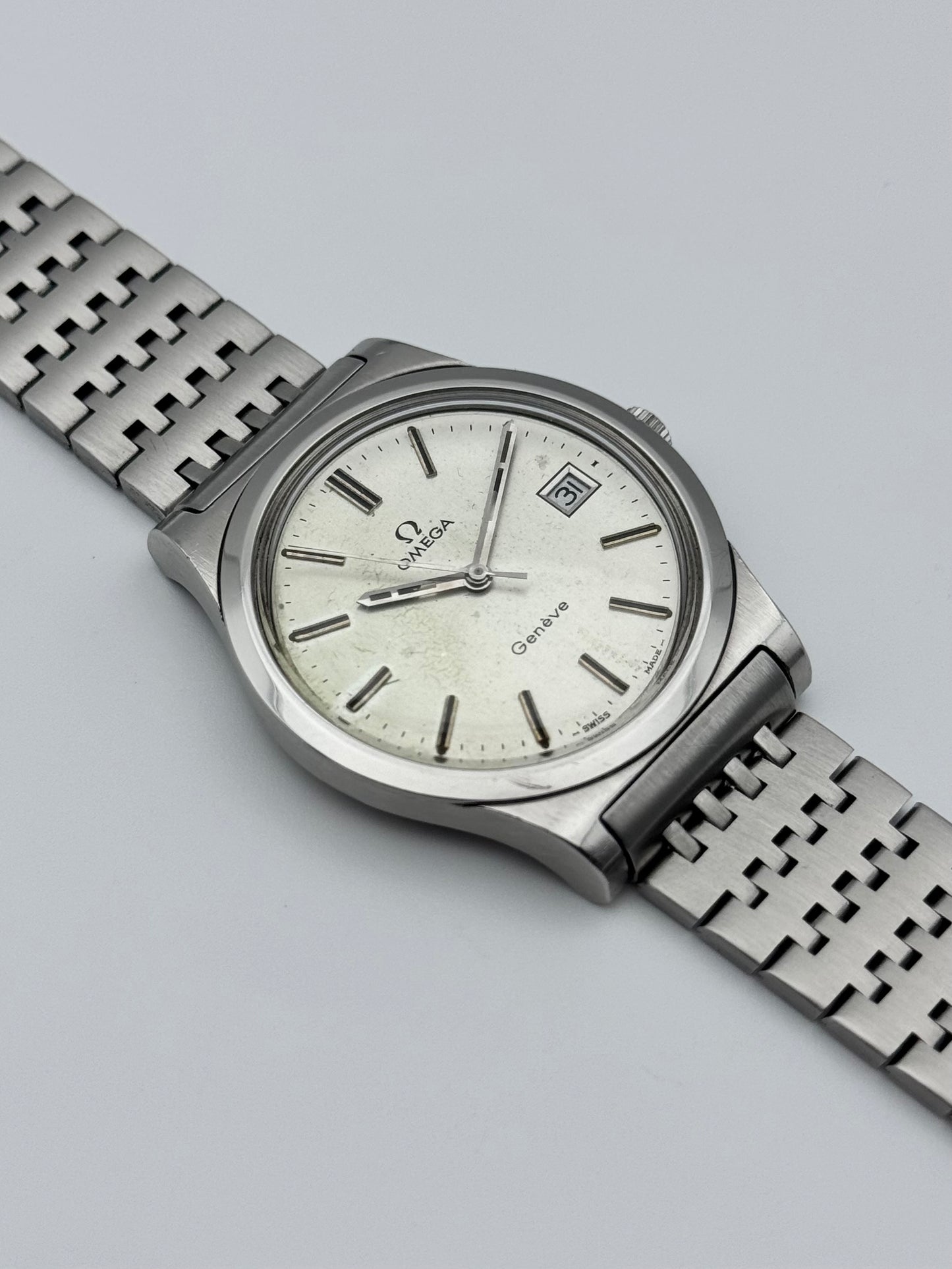 Omega Geneve Manual Wind - 136.0102 - Original Bracelet