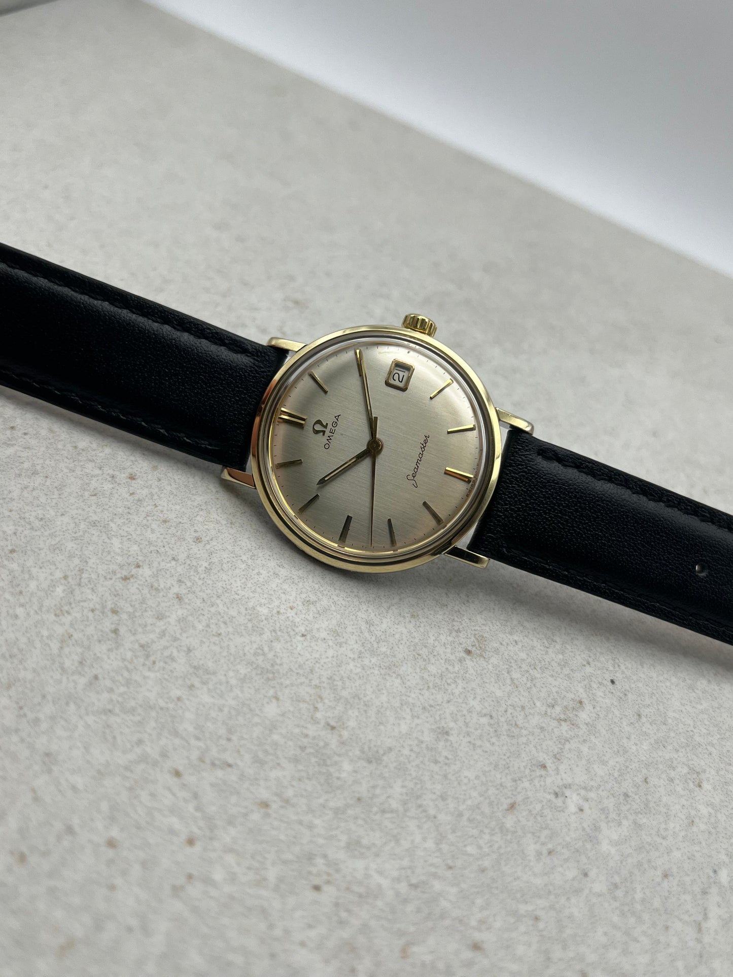 Omega Seamaster Manual Wind Date 14775