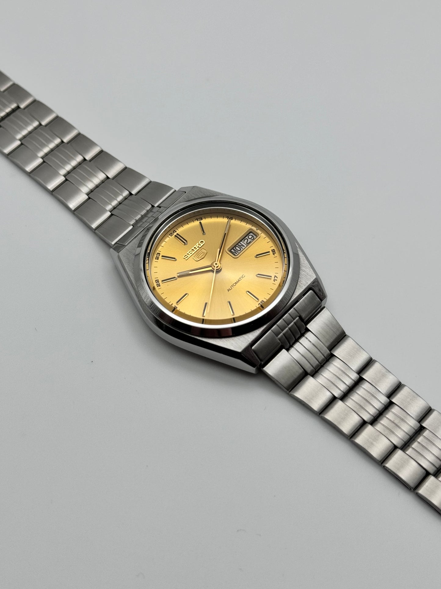 Seiko 5 Automatic 7009-876A