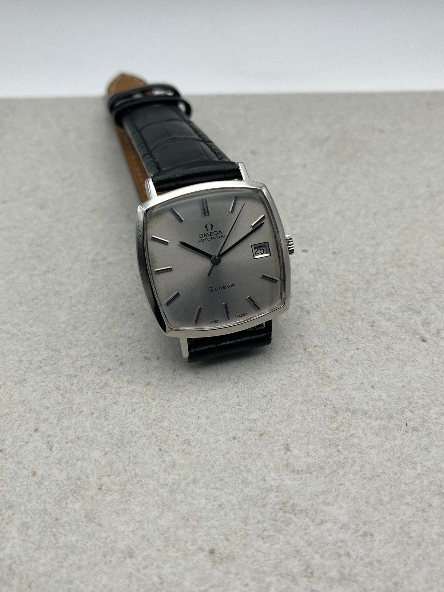 Omega Geneve Automatic Date 162.0042