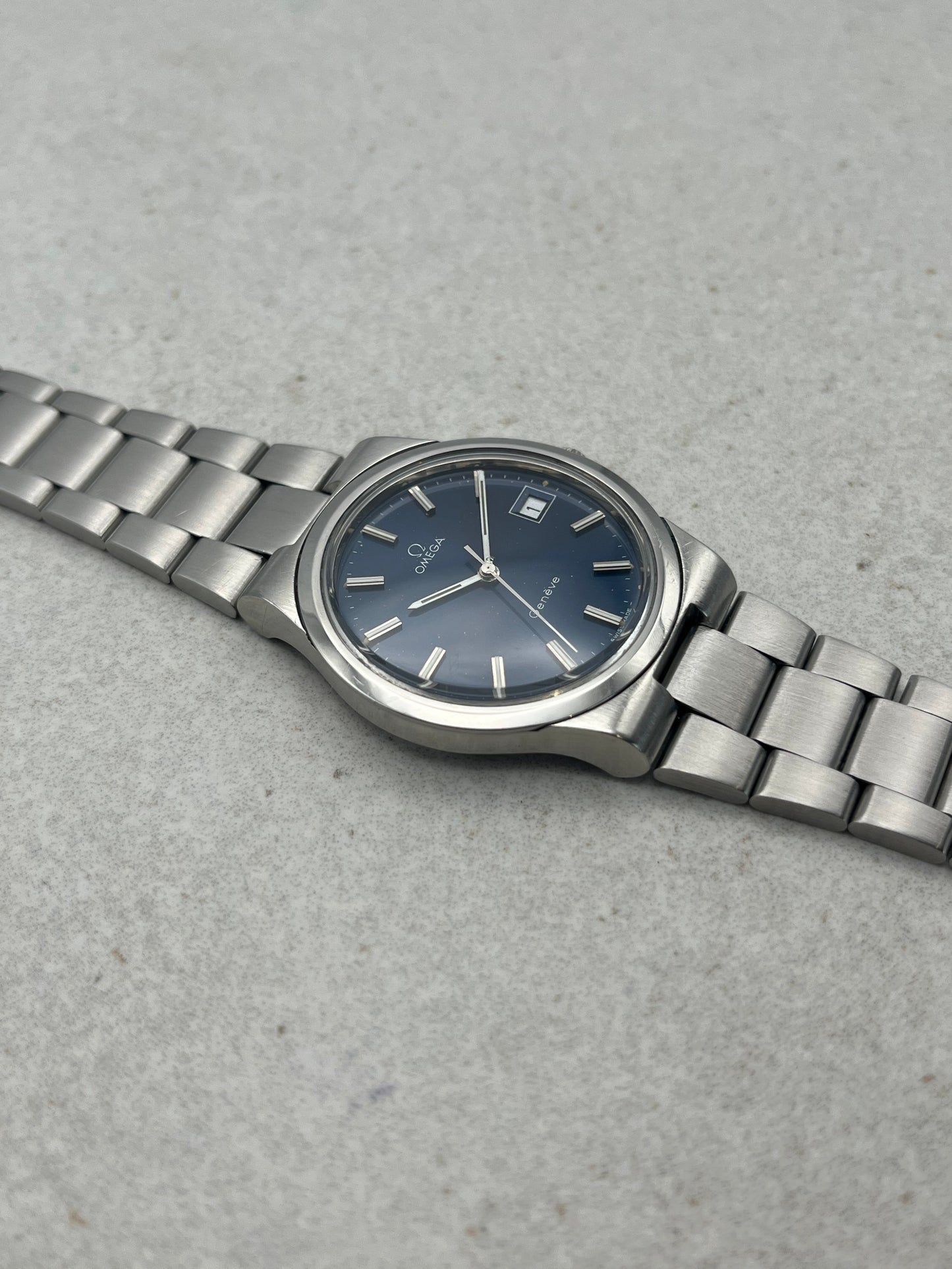 Omega Geneve Date Manual 136.0103