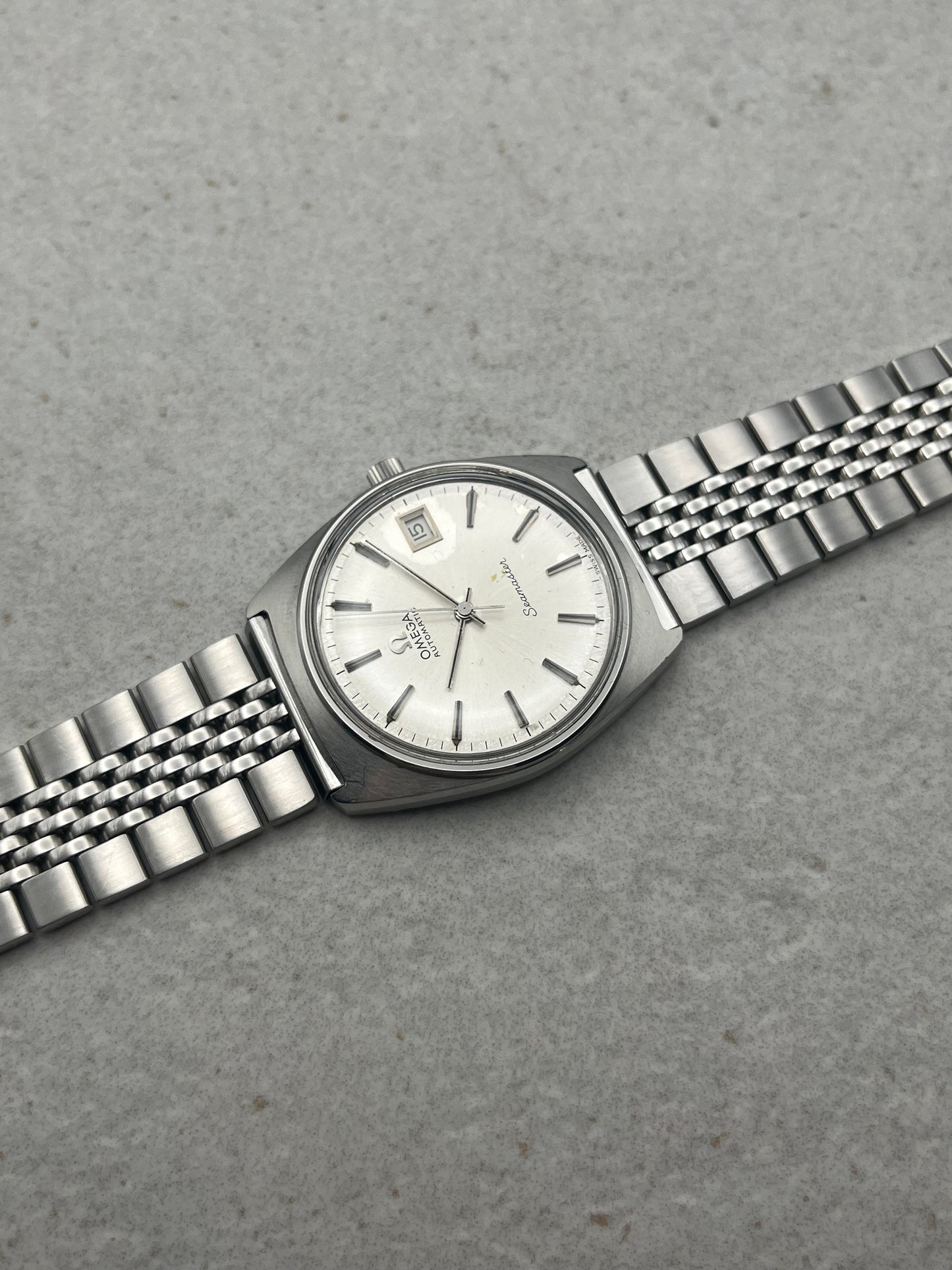 Omega Seamaster Automatic Date 166.0204