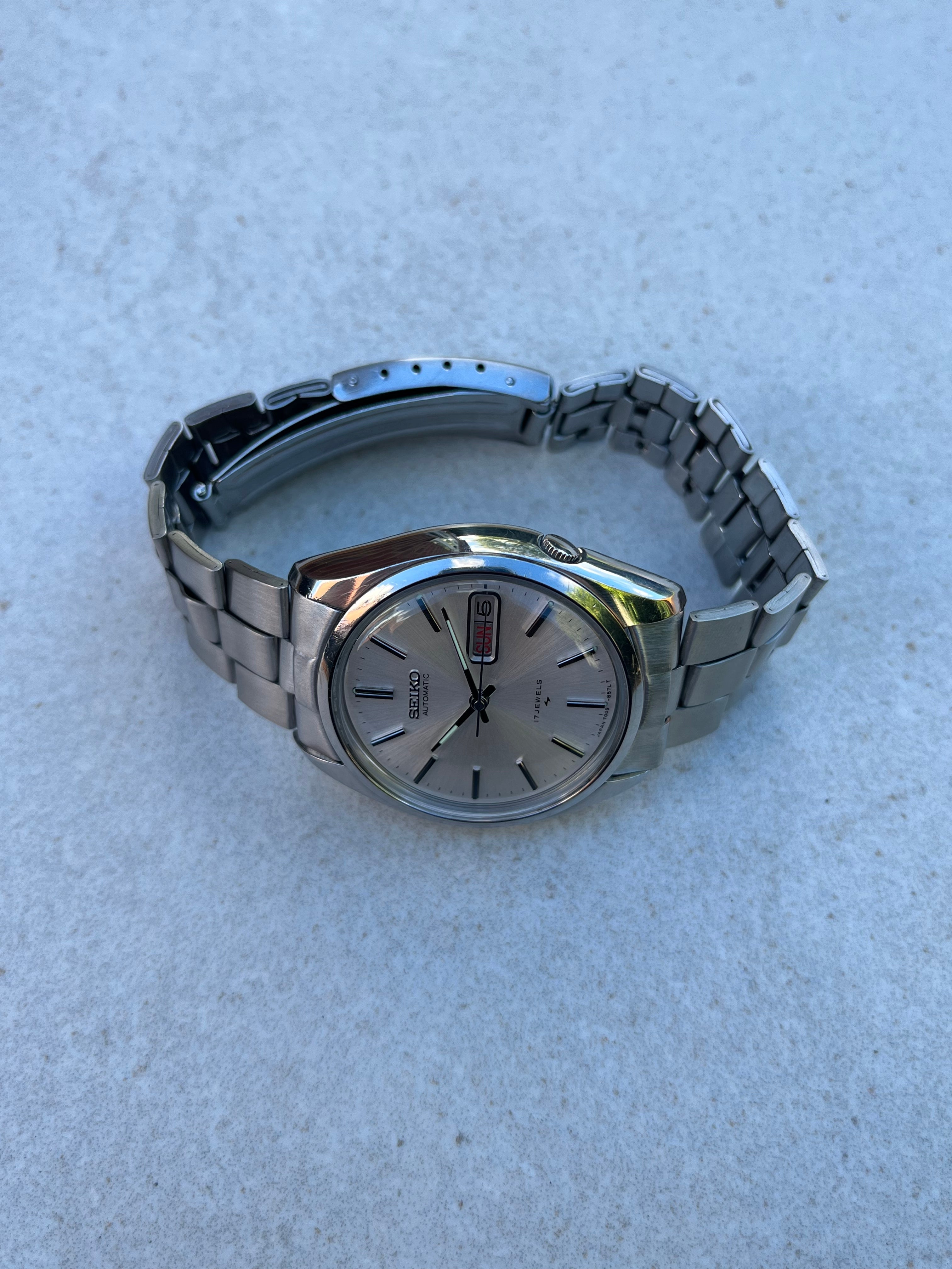 Seiko Automatic 17j 7009 8210