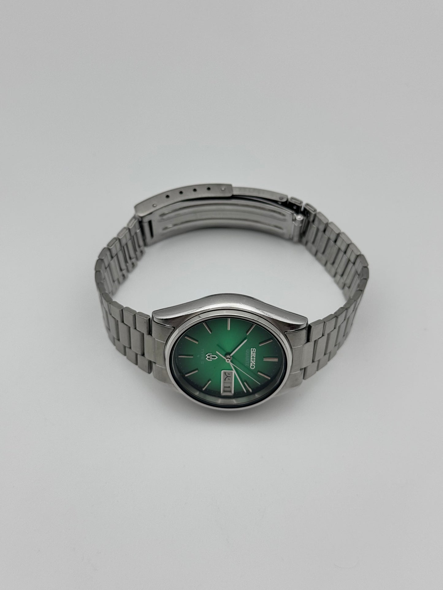 Seiko Type II Quartz JDM - 8222-6030 - Rare Green Dial