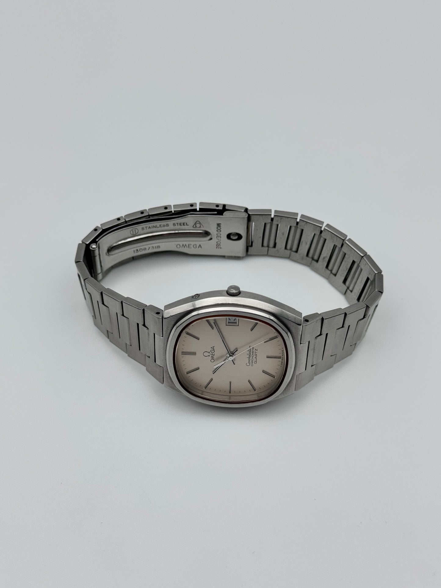 Omega Constellation Chronometer Quartz Date 198.0124 - Original Bracelet