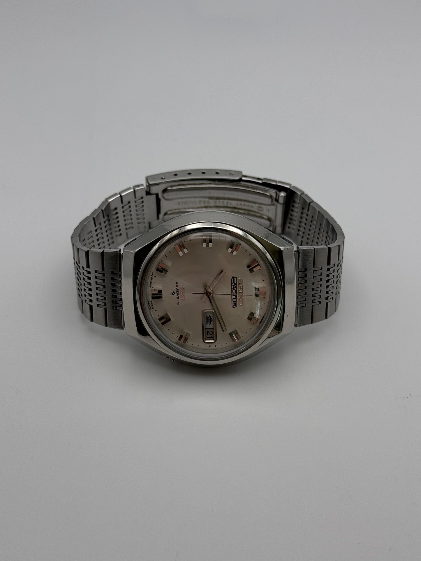 Seiko 5 Actus Automatic Japanese Day-Date 6106-8680