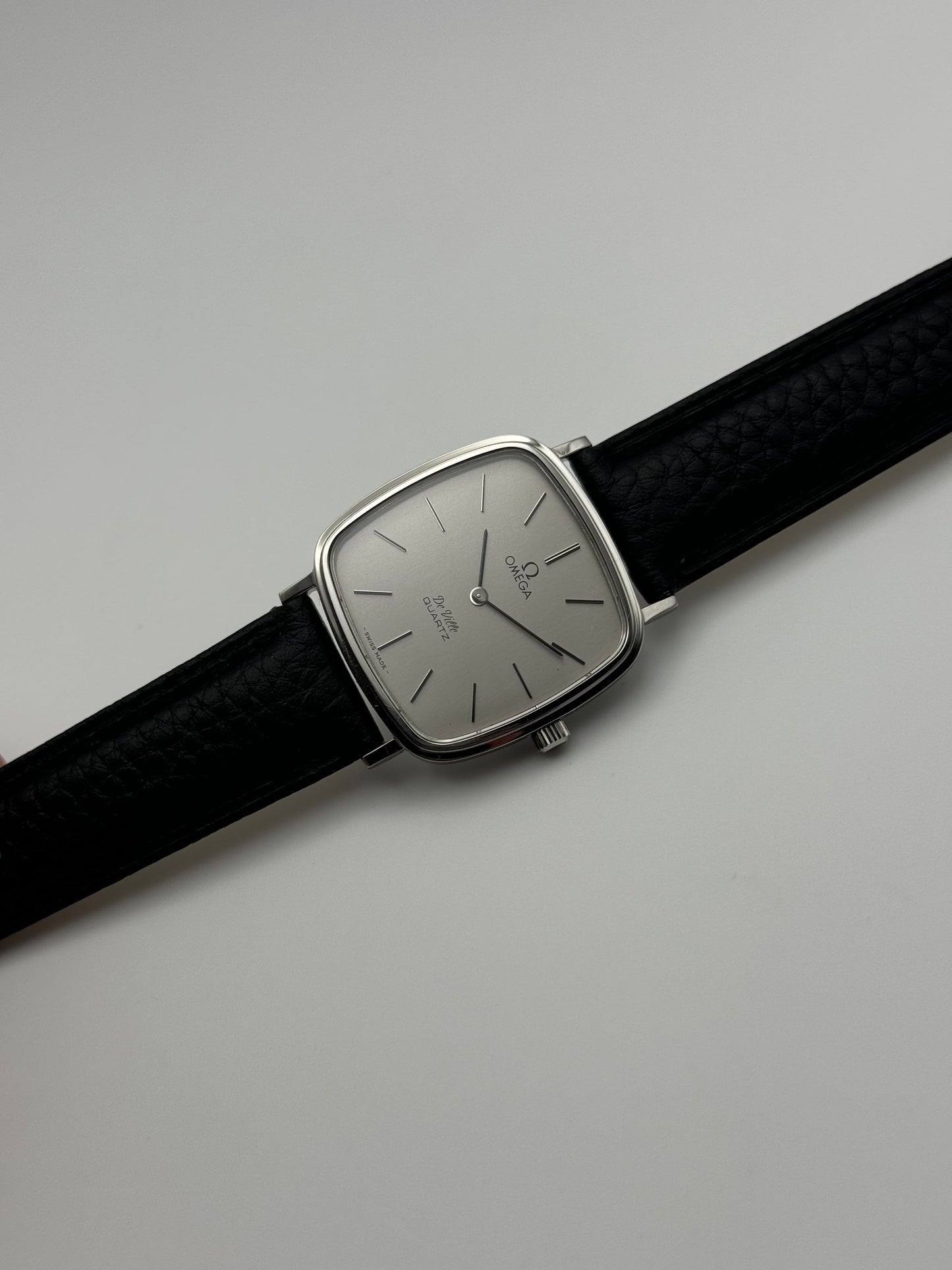 Omega DeVille Quartz 191.0045 - Near Mint