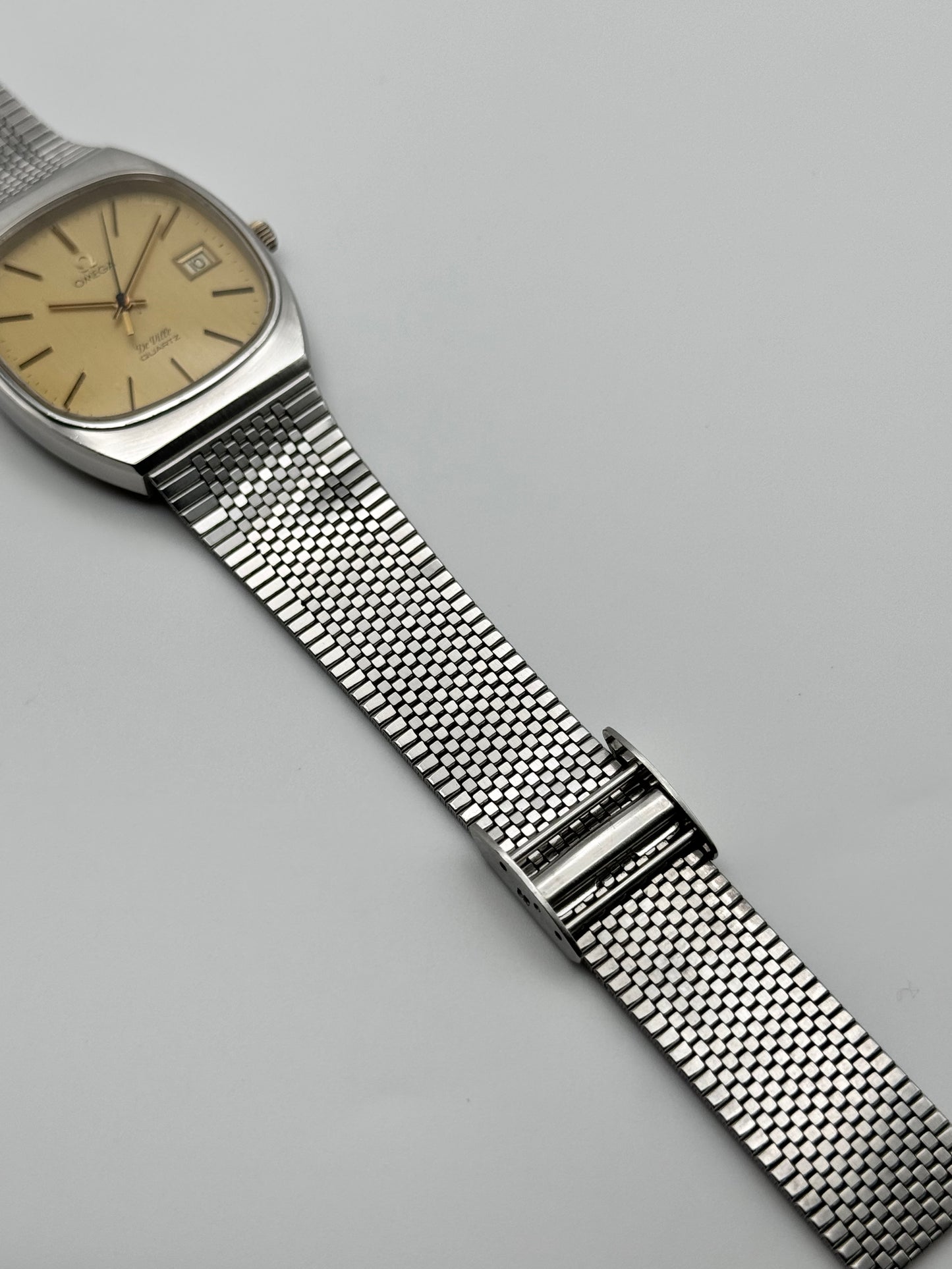 Omega DeVille Quartz Date 192.0027