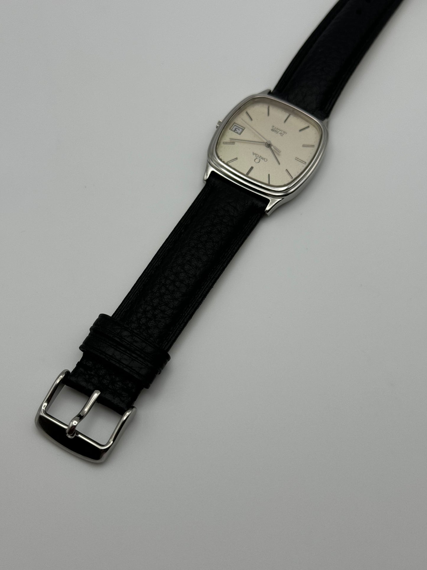 Omega DeVille Quartz Date 192.0044