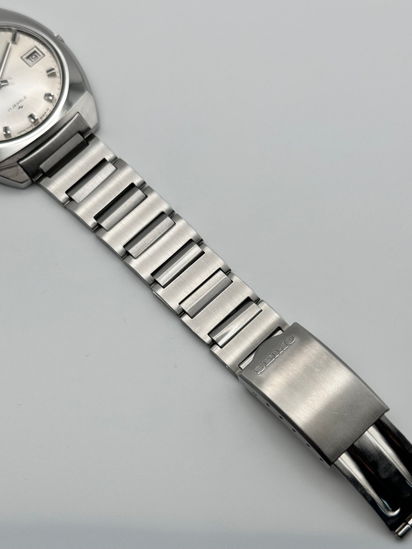 Seiko Automatic Date 17j 7005-8040