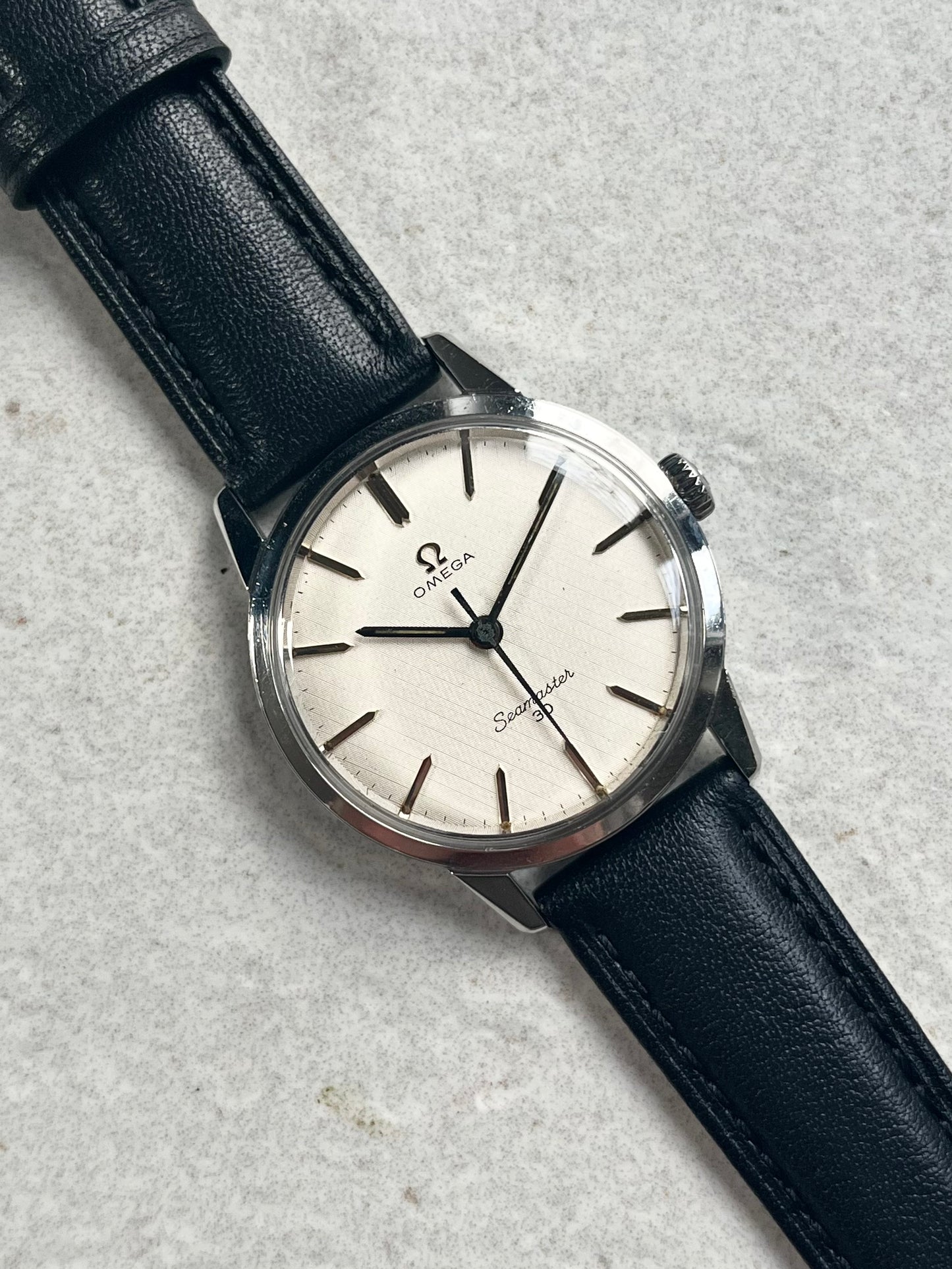 Omega Seamaster 30 Manual Wind Linen Dial 133.007