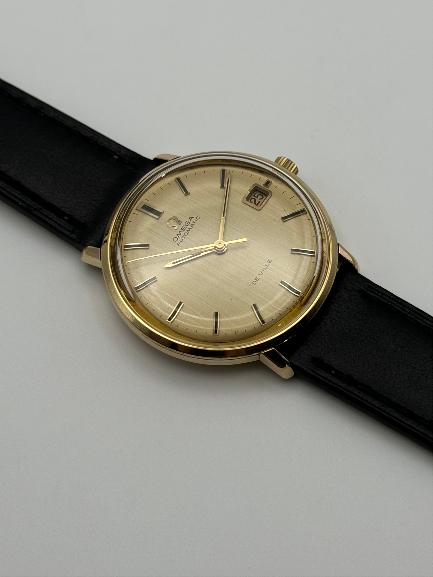 Omega De Ville Automatic Date 166.033