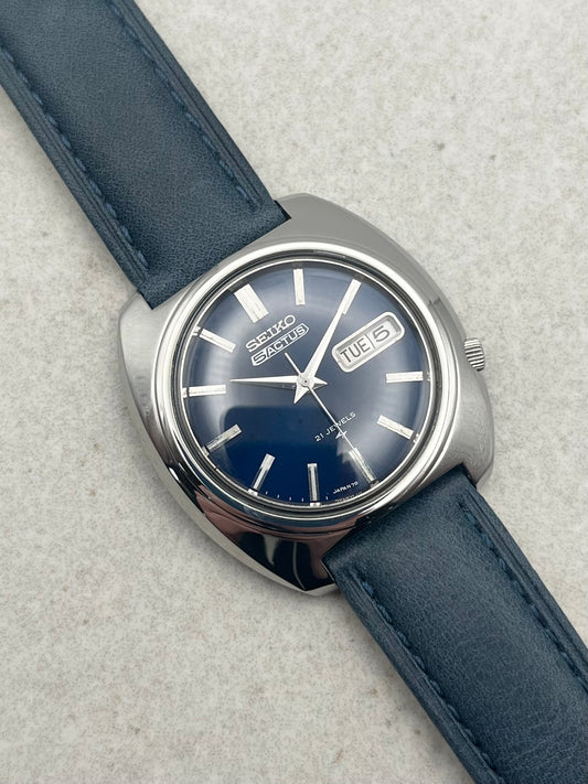 Seiko 5 Actus Automatic Japanese Day-Date Rare 7019-7000