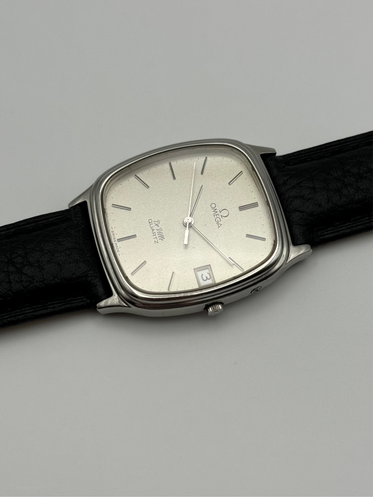 Omega DeVille Quartz Date 192.0044