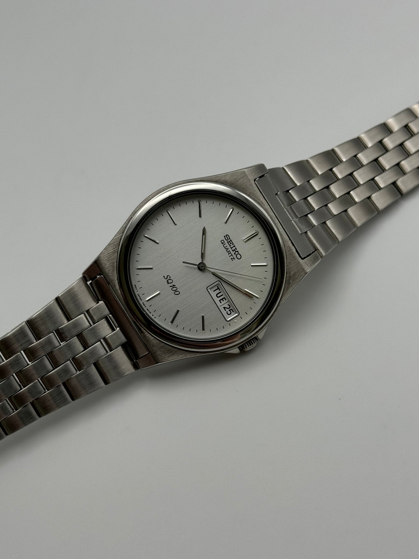 Seiko SQ100 Quartz 7N43-8001