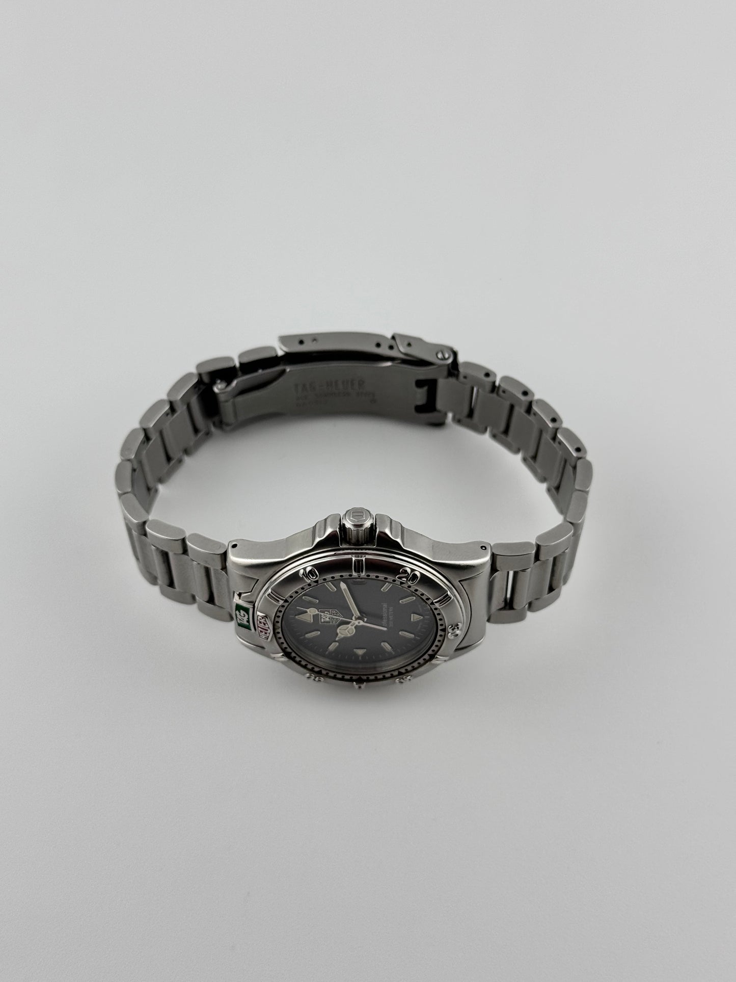 Tag Heuer Professional 200 Quartz Date - WF1211-K0