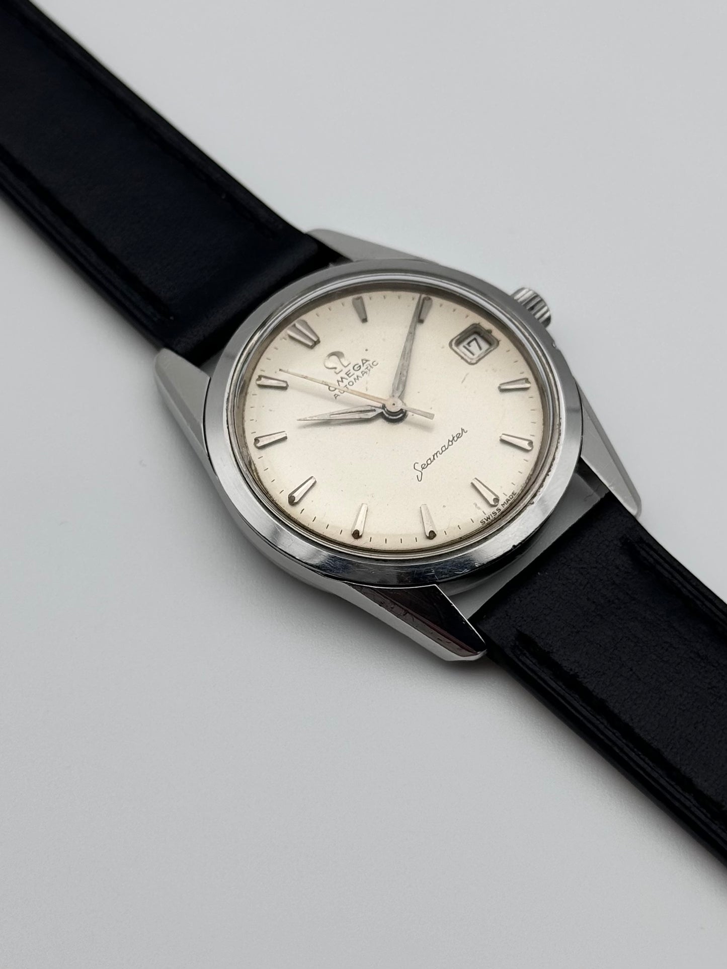 Omega Seamaster Automatic Date - 14701-1SC