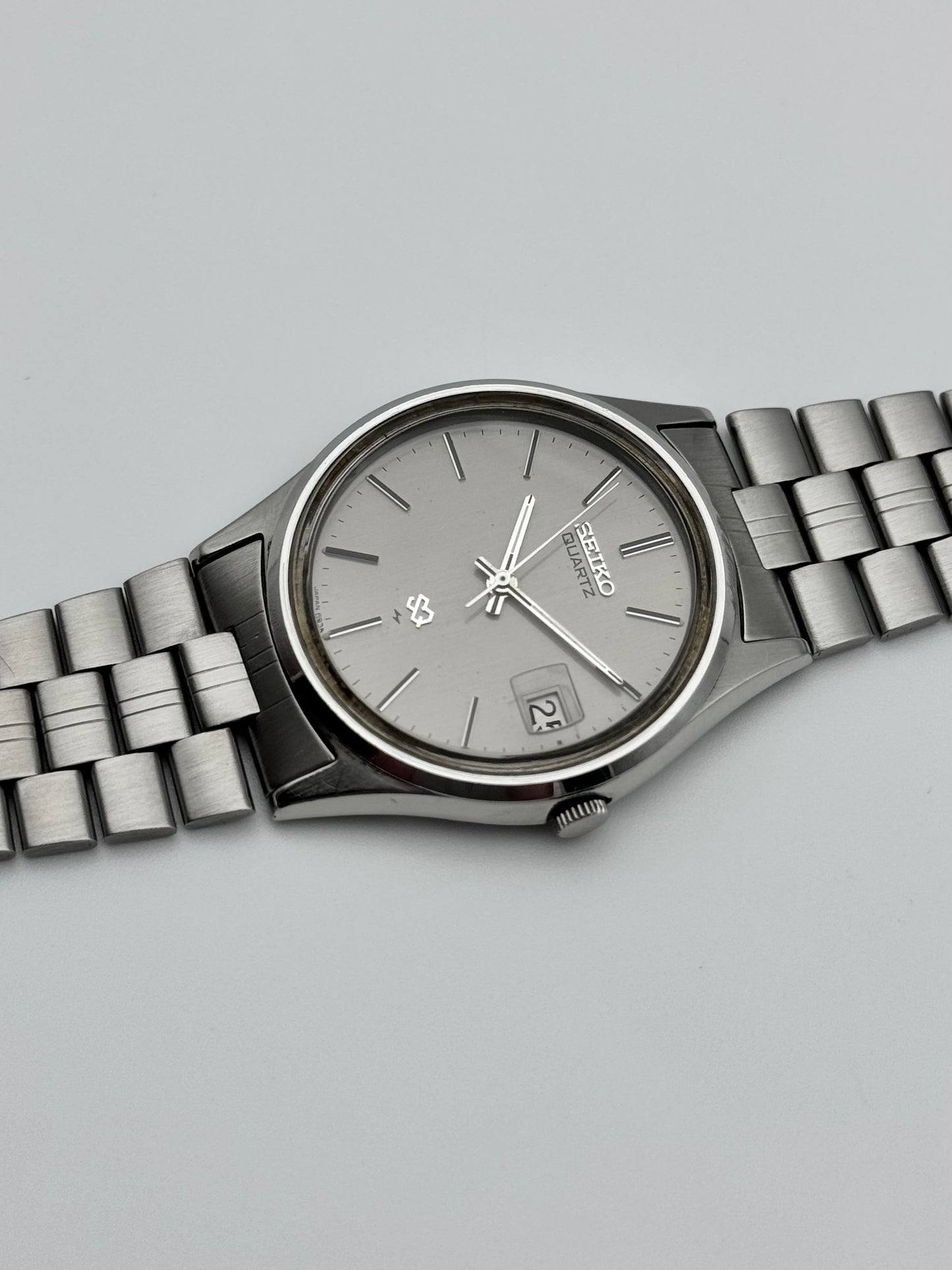 Seiko SQ Quartz Date 6922-7000