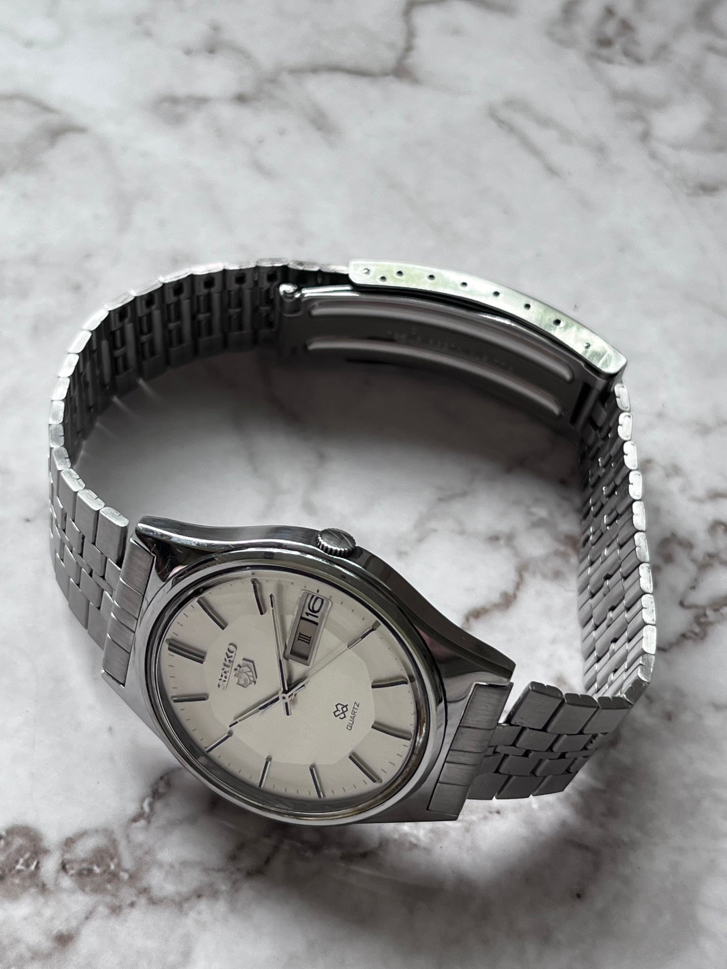 Seiko SQ Quartz 7123-8500 Rare Octagonal Dial