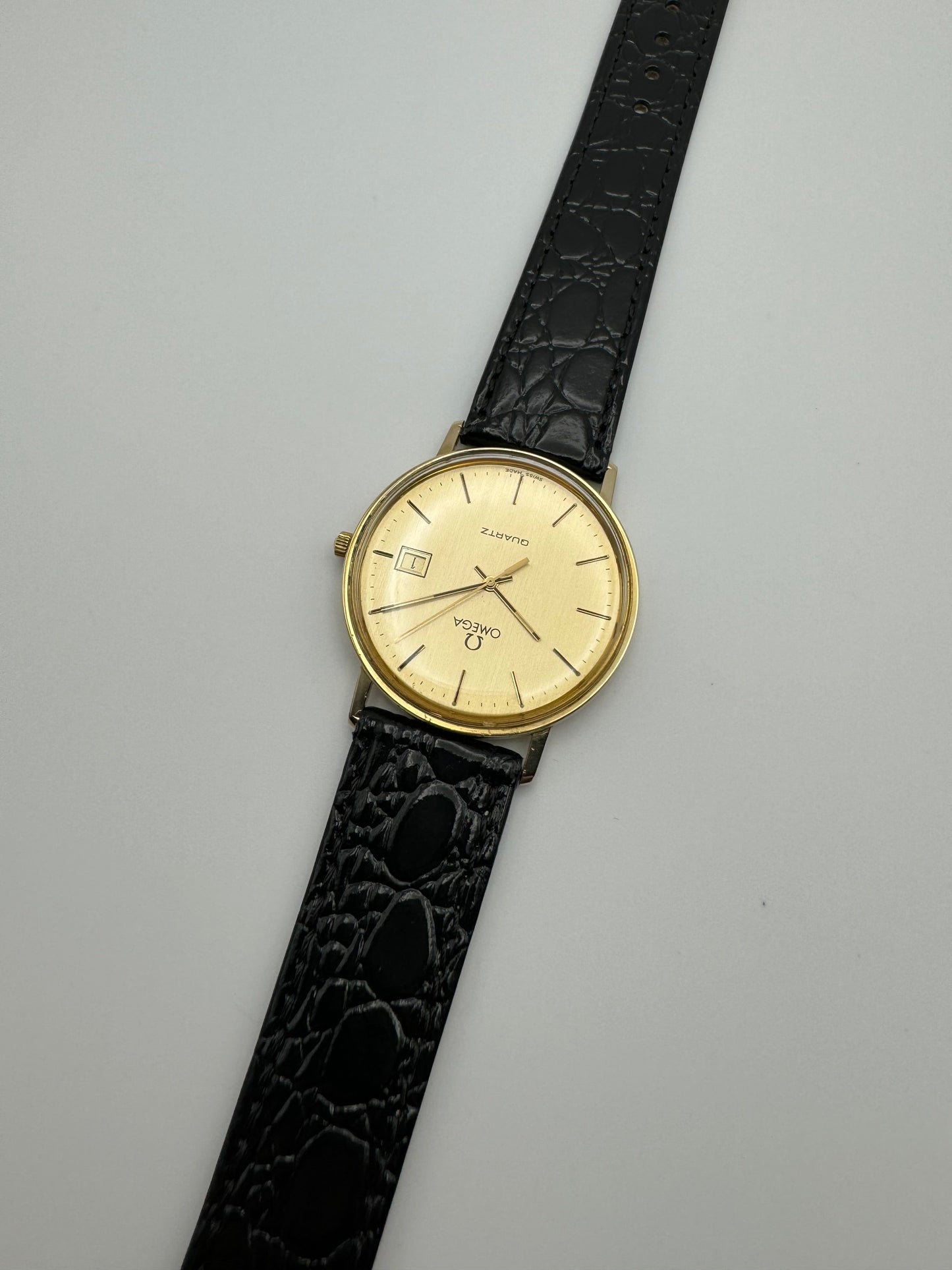 Omega Quartz 9ct Solid Gold Calibre 1430