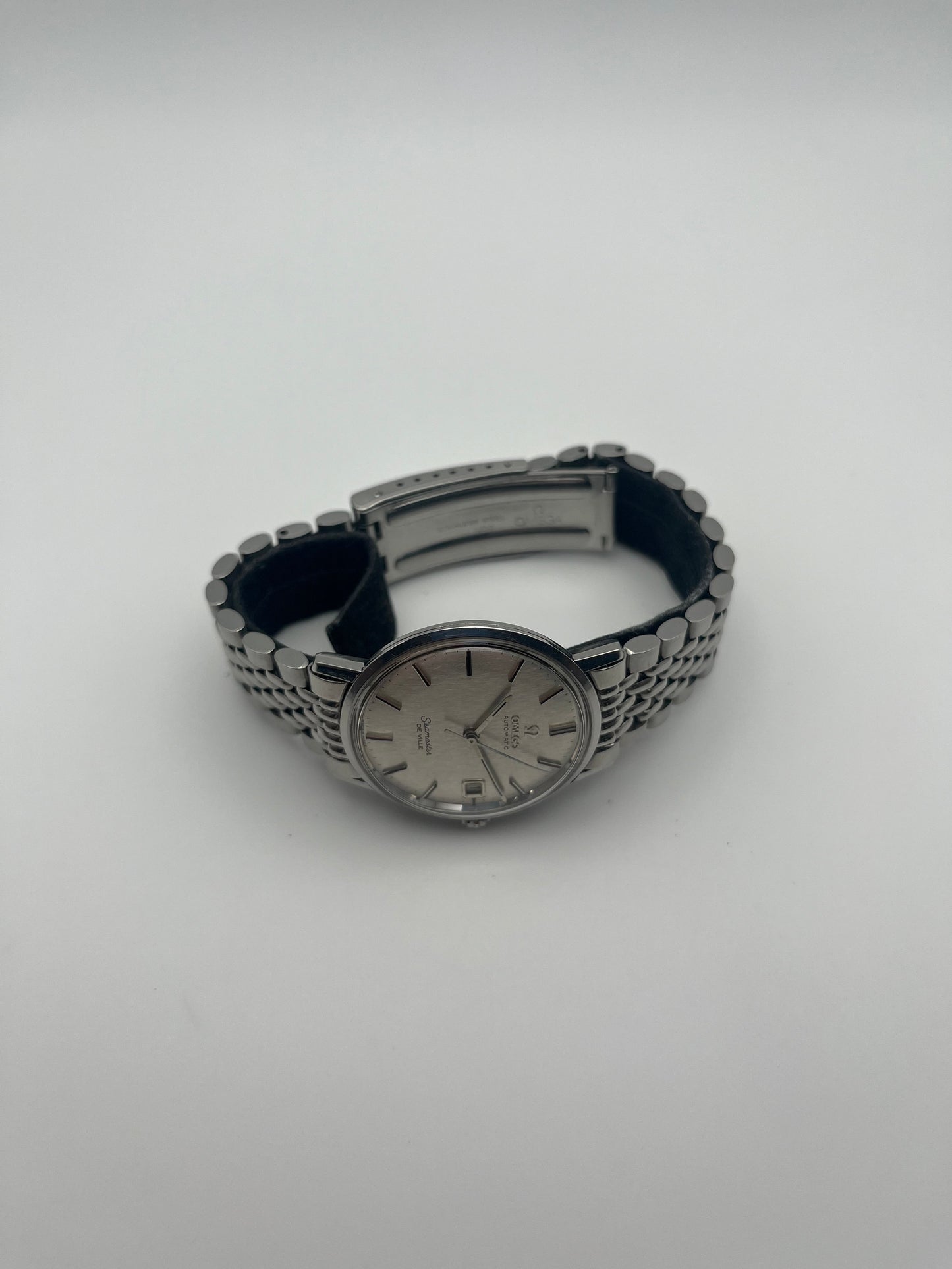 Omega Seamaster DeVille Automatic Fish Scale Dial - Original Beads of Rice Bracelet -  166.020