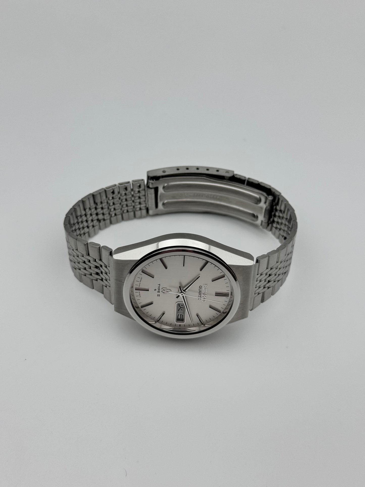 Seiko Type II Quartz Day-Date - 7546-8070