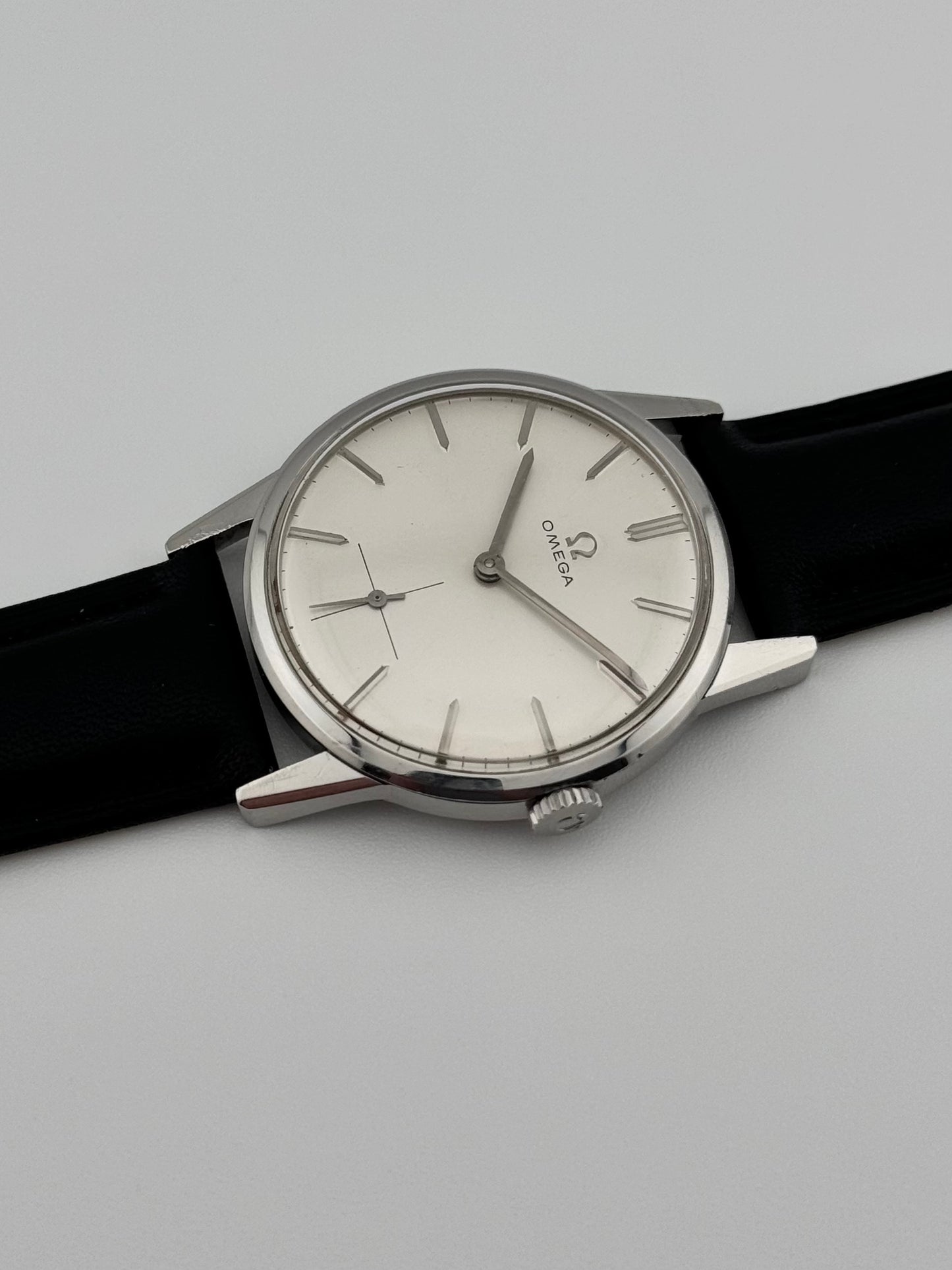 Omega Sub Seconds Manual Wind - 121.001