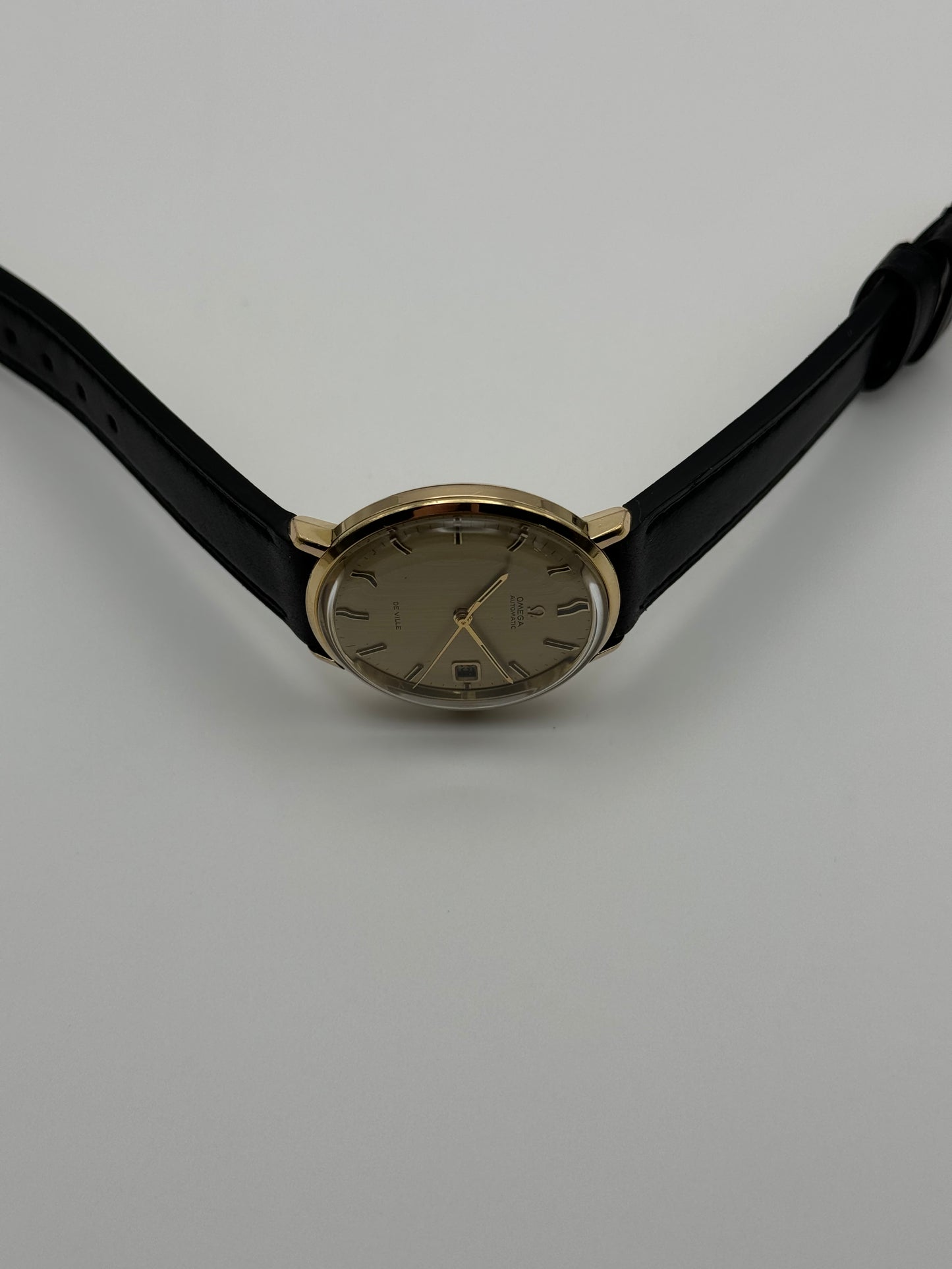 Omega De Ville Automatic Date 166.033