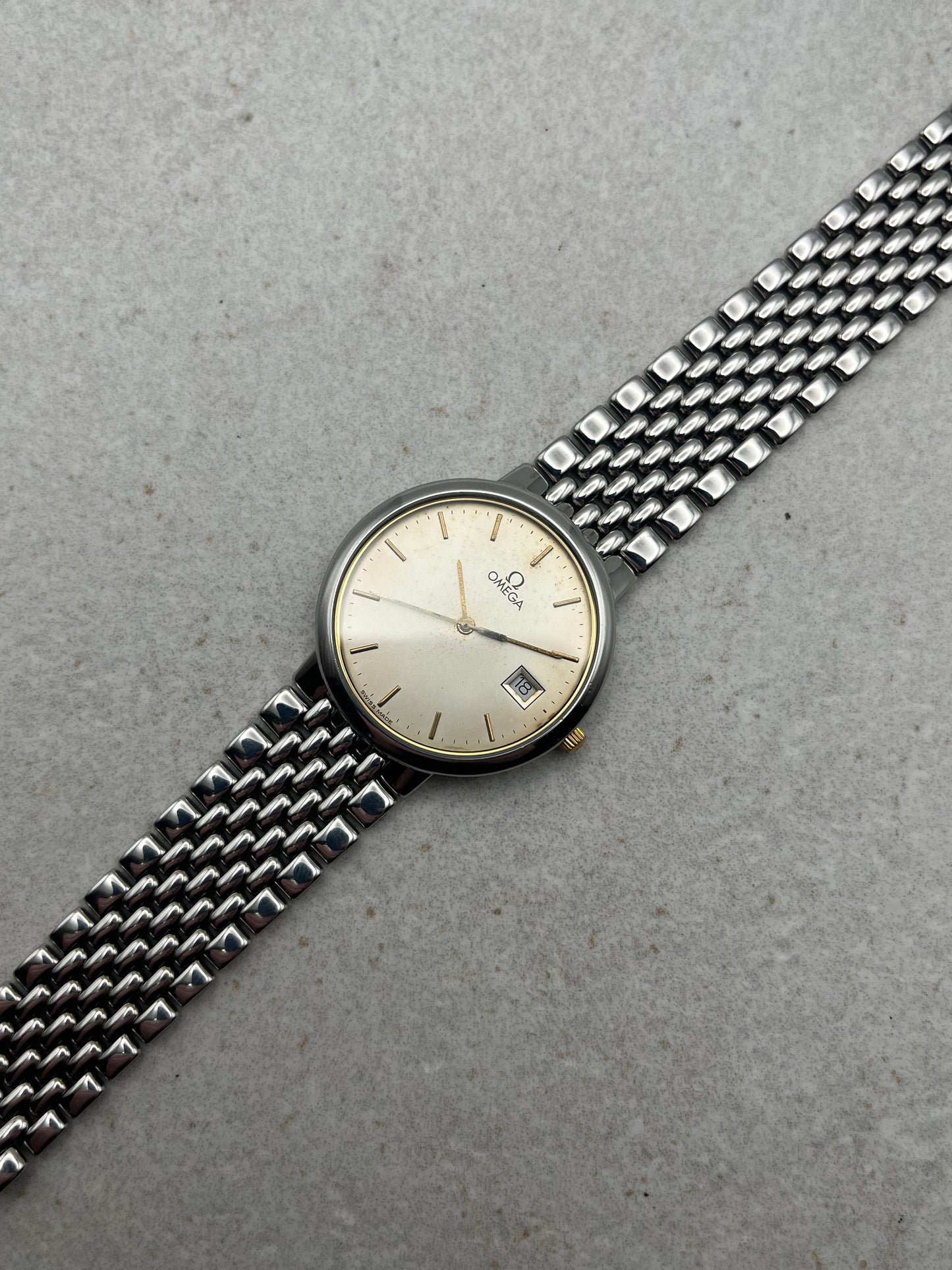 Omega DeVille Quartz Date Ladies