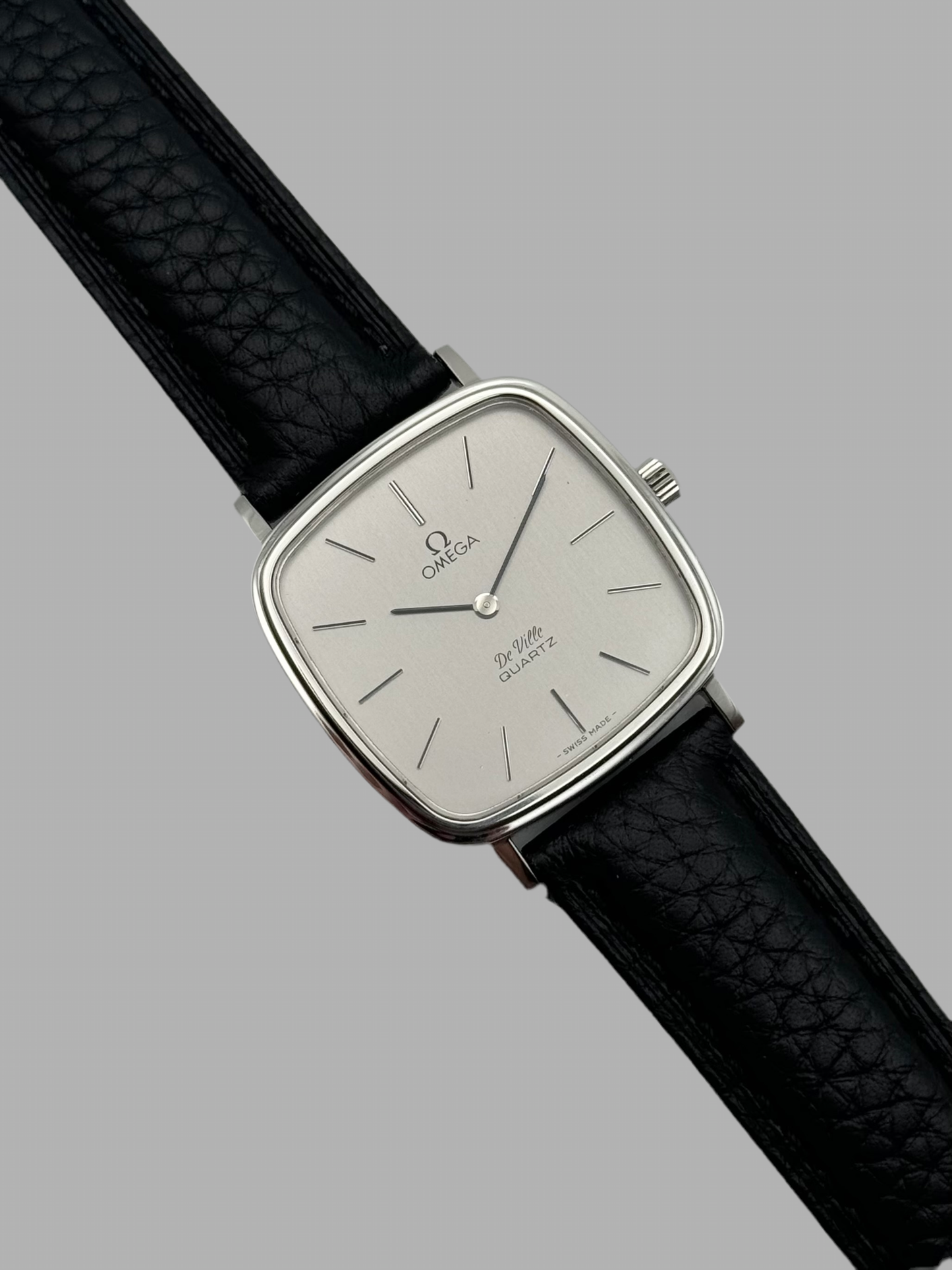 Omega DeVille Quartz 191.0045 - Near Mint