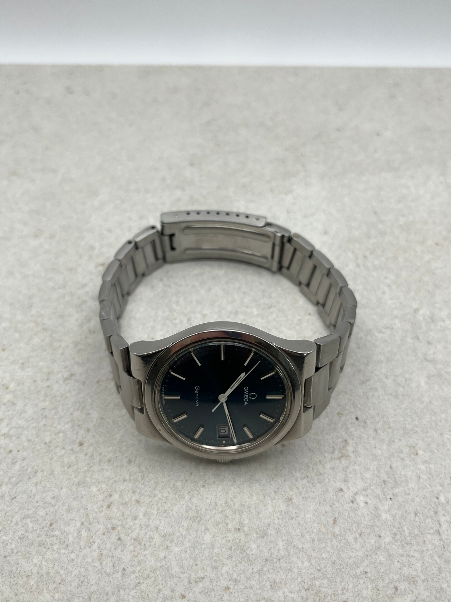 Omega Geneve Date Manual 136.0103 Full Set box and papers