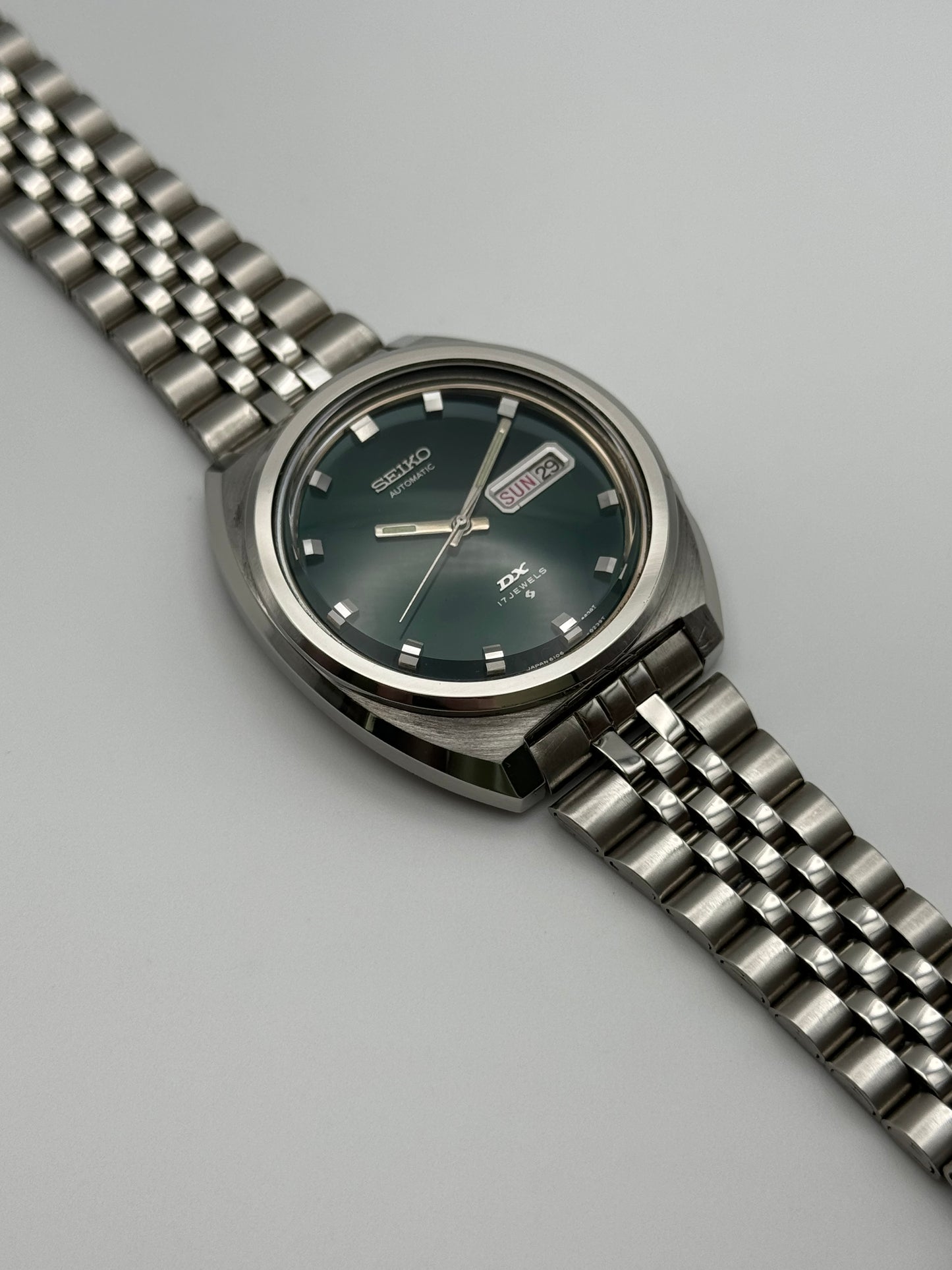 Seiko Automatic DX Day-Date - Rare Green Dial - 6106-8207