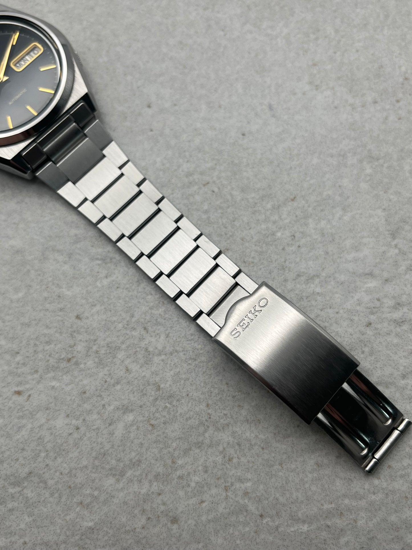 Seiko 5 Automatic 7009-876A - Near New Old Stock!