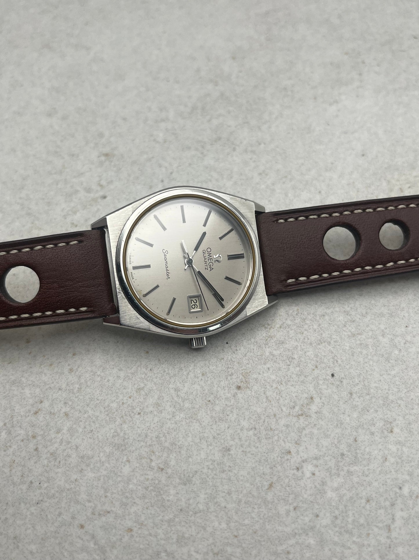 Omega Seamaster Quartz Date 196.0088