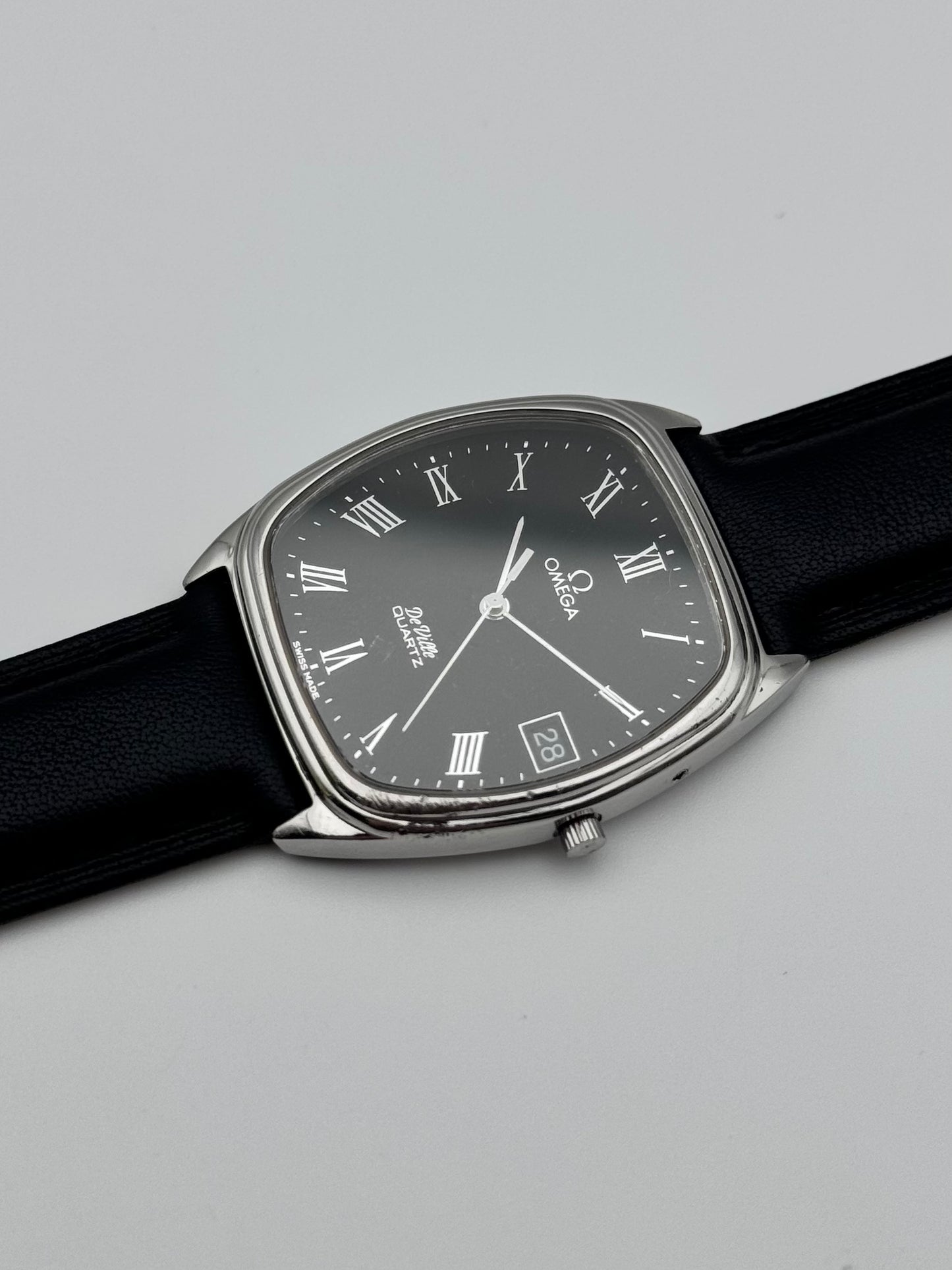 Omega DeVille Quartz Date - Rare Dial - 192.0046