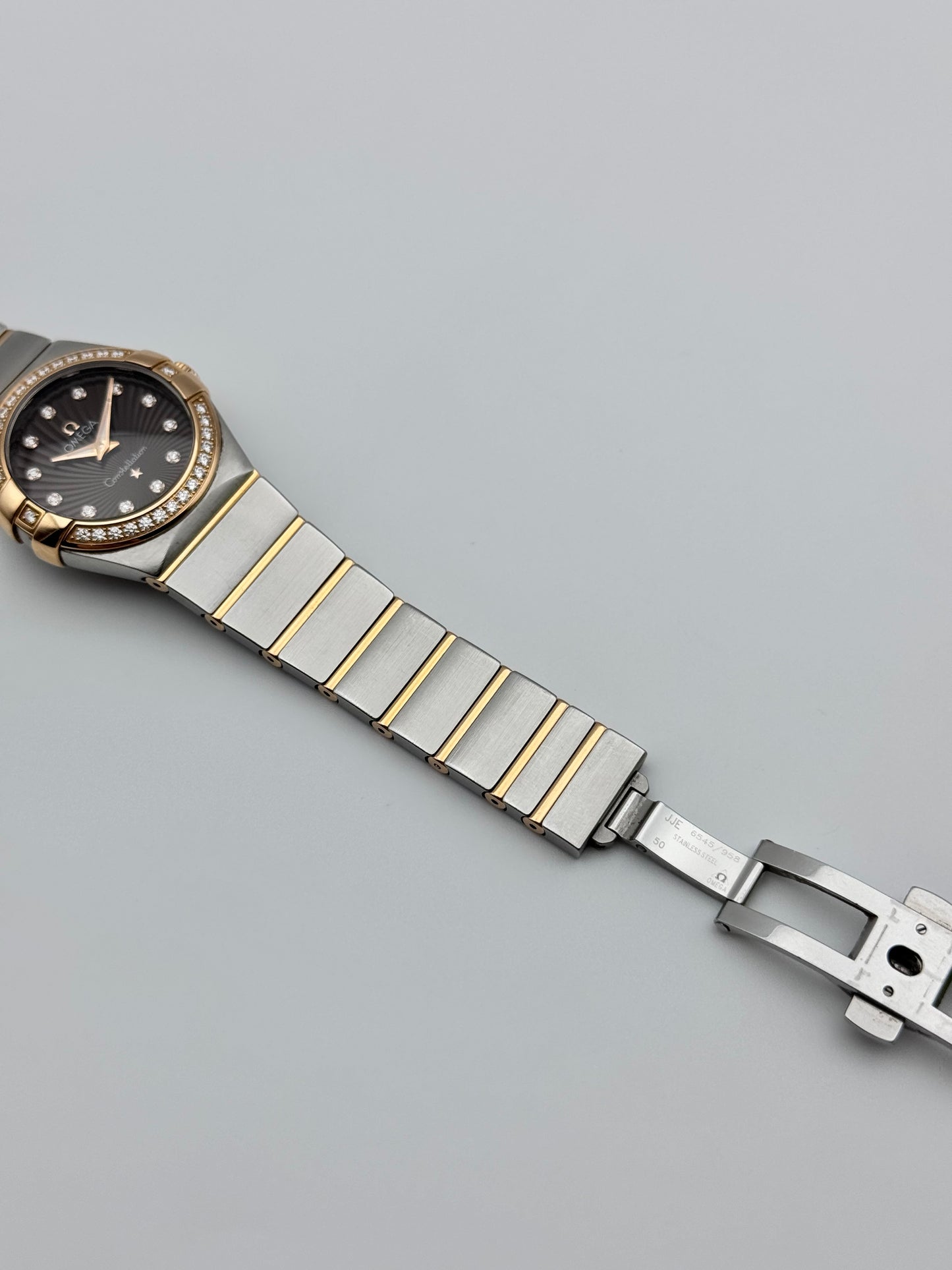 Omega Constellation Quartz - Ladies