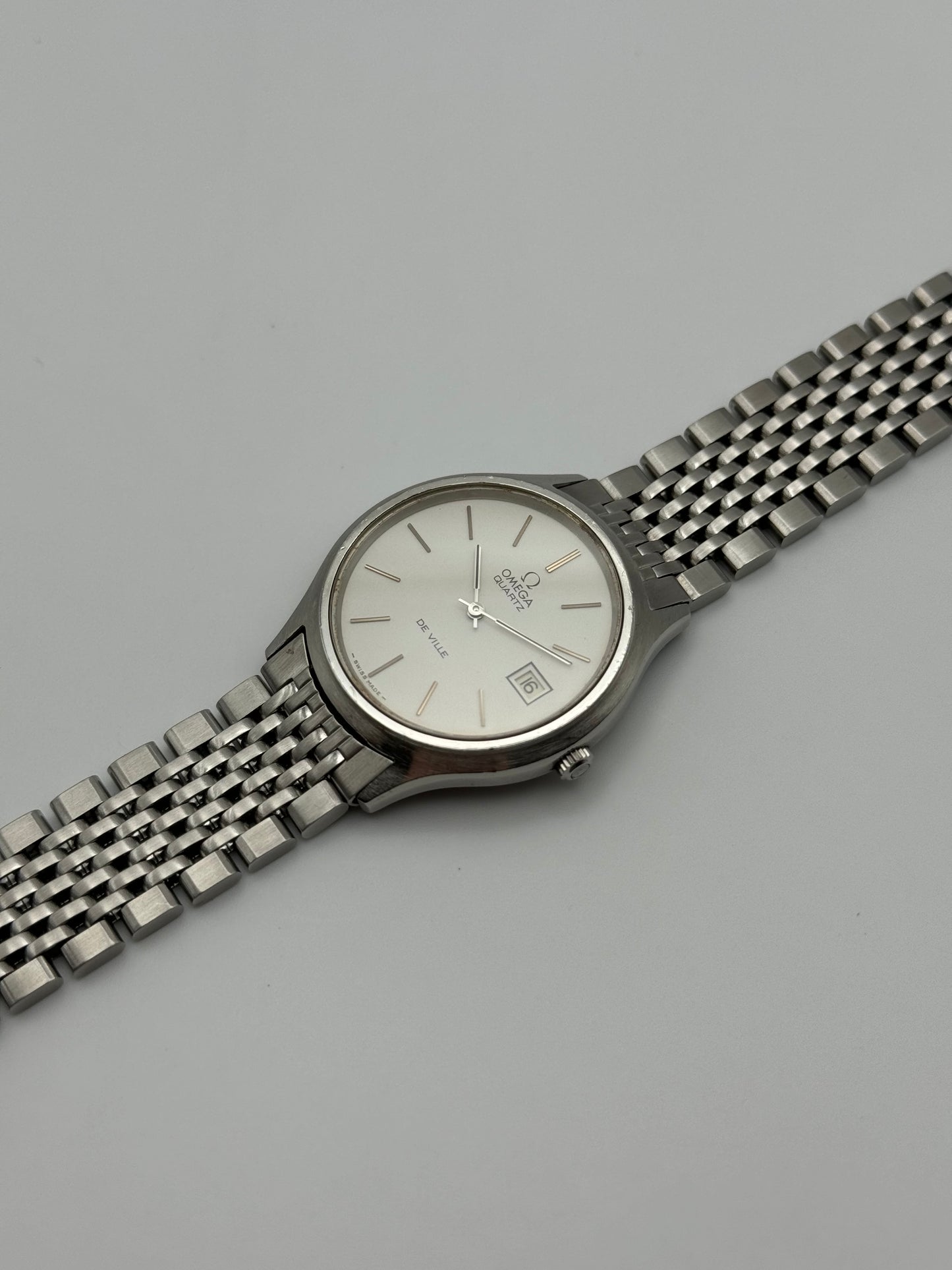 Omega DeVille Quartz Date 192.0035