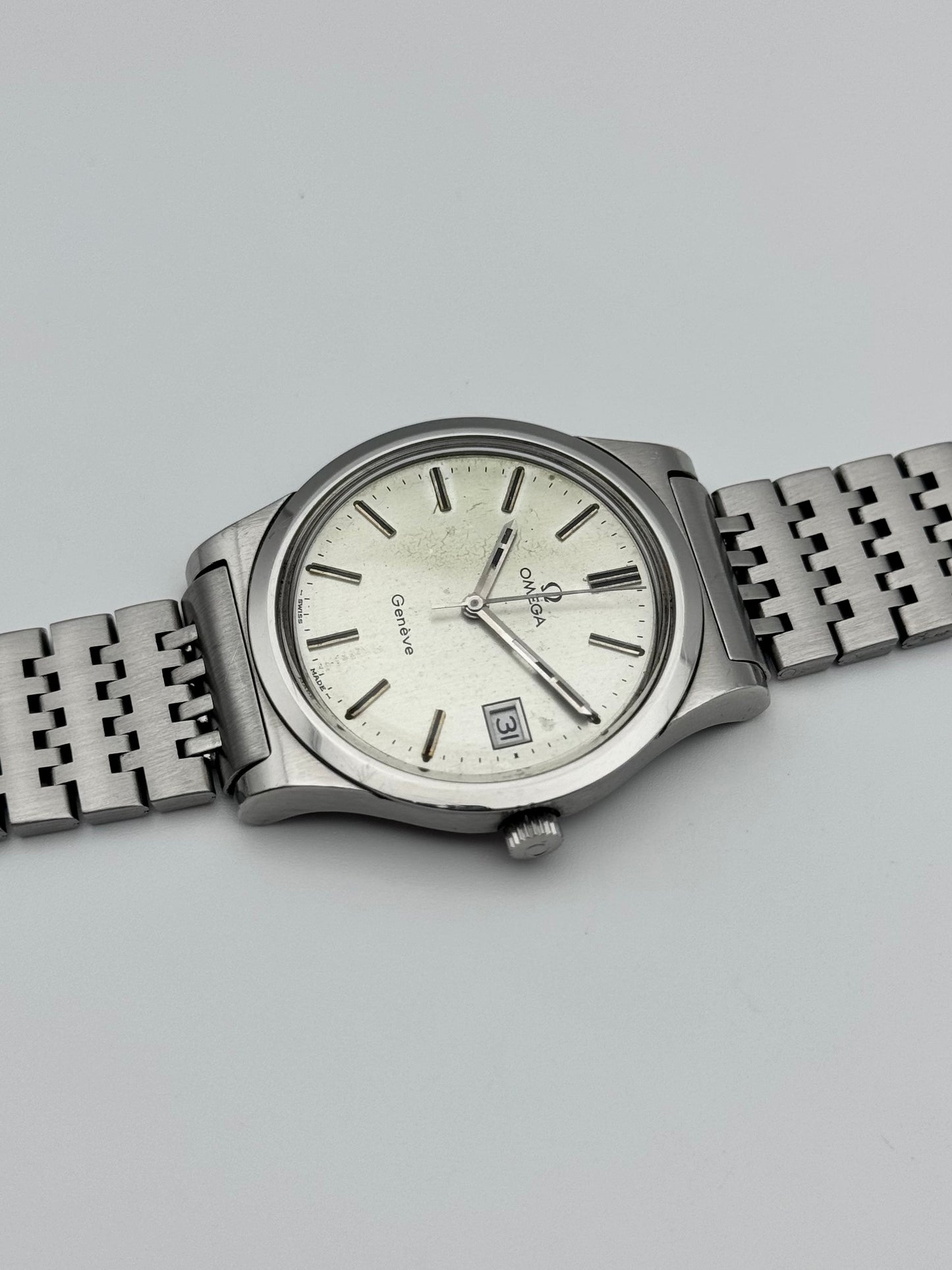 Omega Geneve Manual Wind - 136.0102 - Original Bracelet